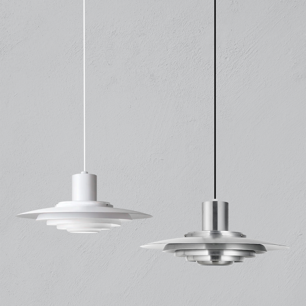 好萩家居|Brossé吊燈,輕盈鋁材,獨特設計,宛如幽浮造型般的吊燈,層次堆疊不失輕盈感。