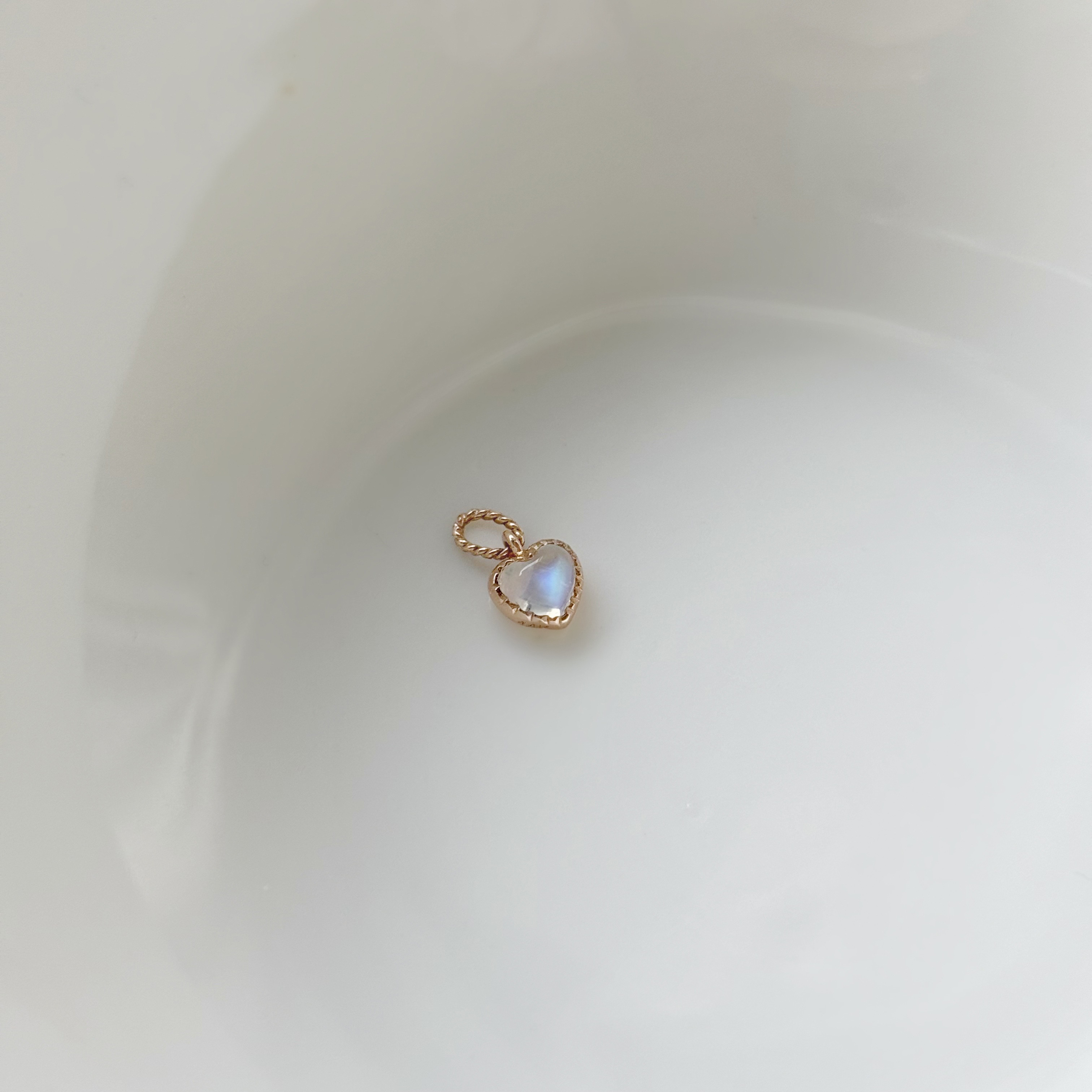 14k QQ heart月光石耳墜