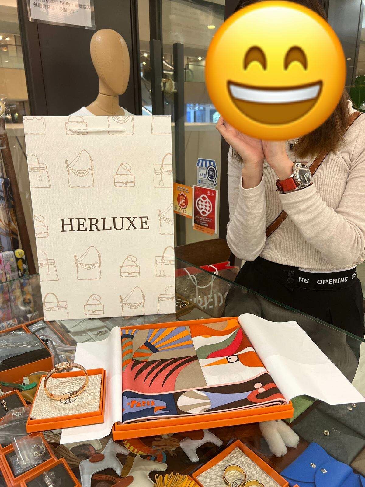 【 感謝支持 】氣質靚靚來pick up 手鐲同scarf🎉 靚靚好眼光🤩 買咗好襯自己氣質嘅貨品👍🏻 多謝你嘅支持🫶