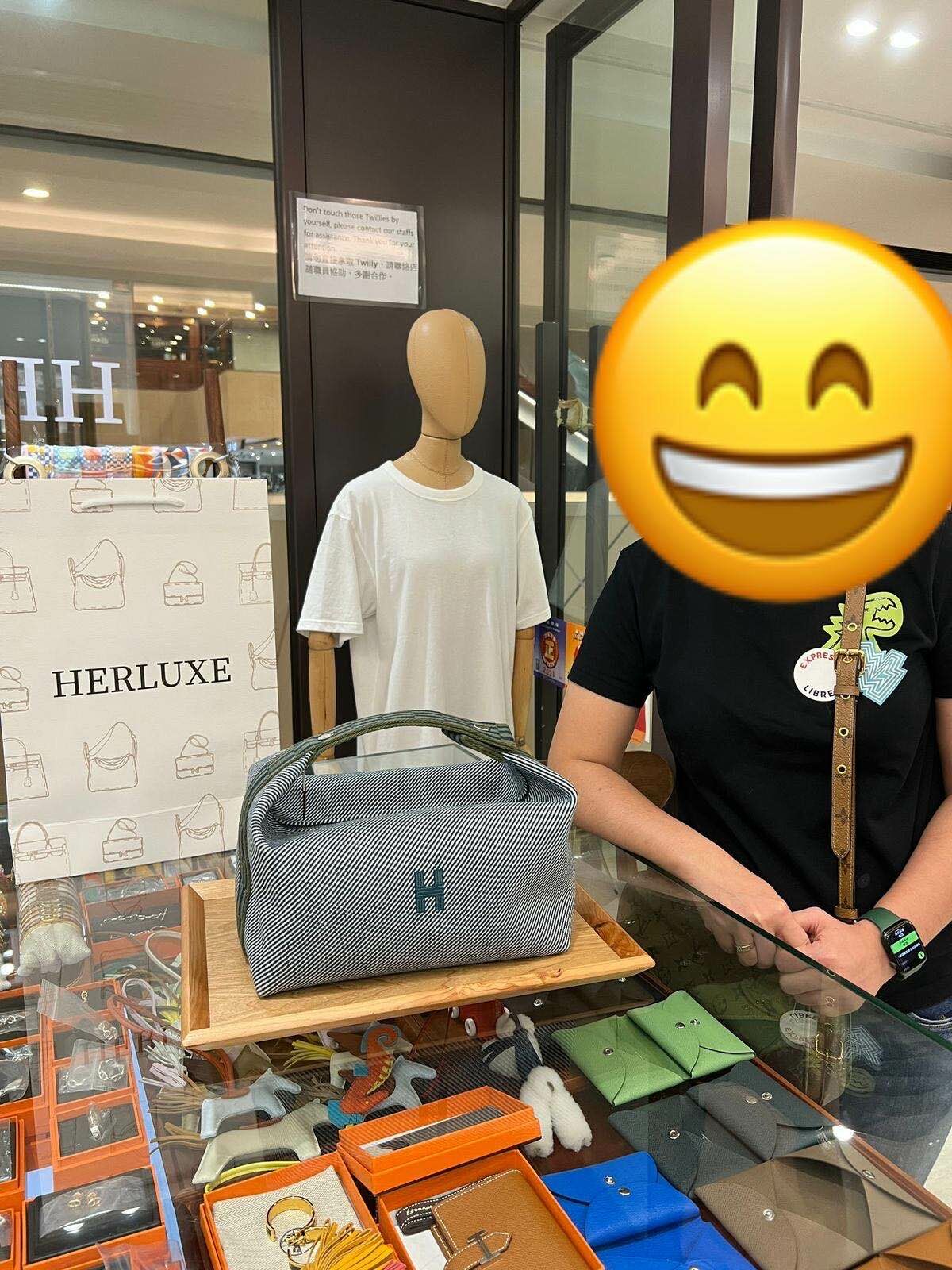 【 感謝支持 】爽快靚靚來pick up飯盒包🎉 又是好幸運✨ 買到新款現貨👏 多謝你嘅支持🫶