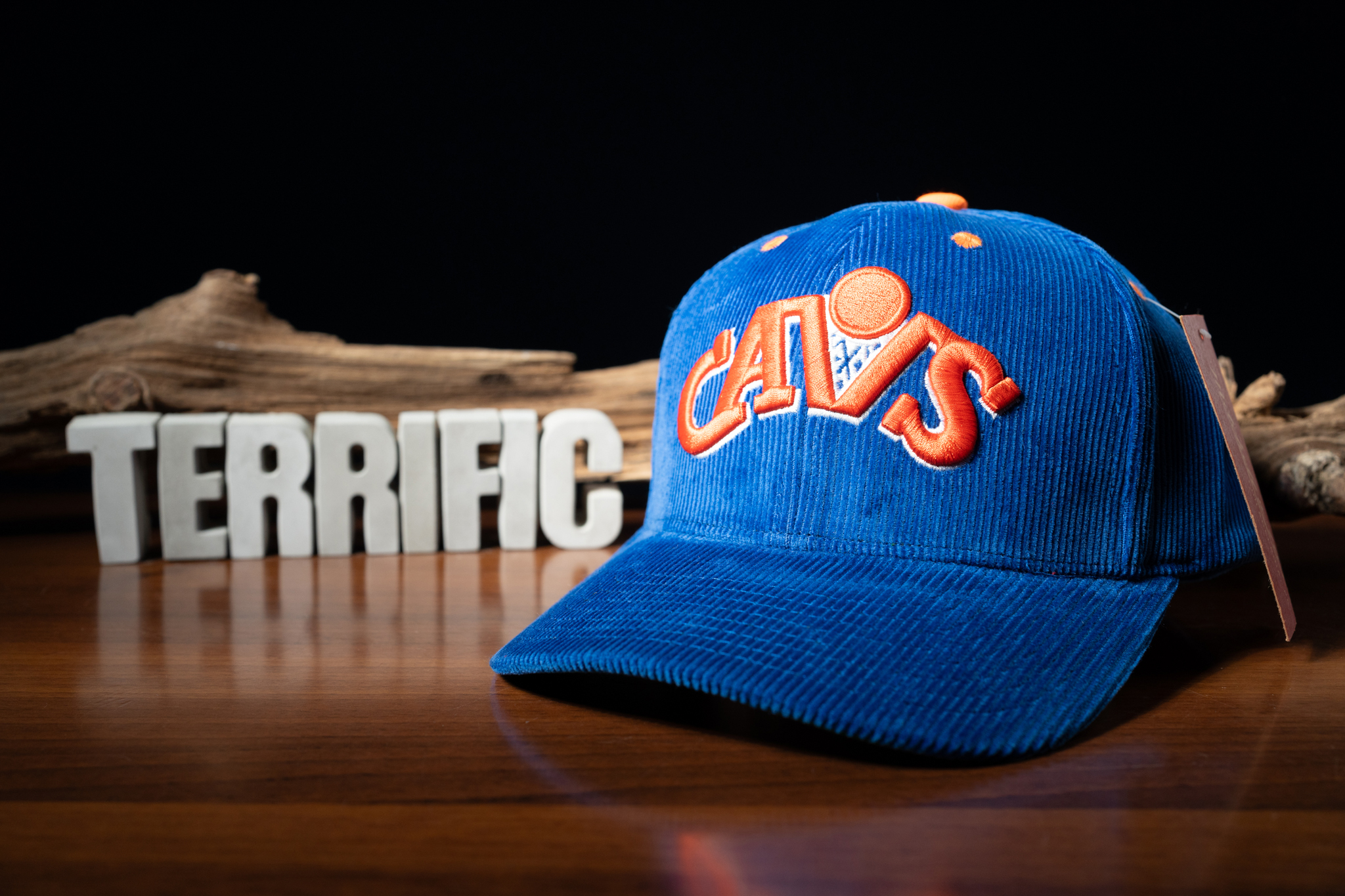 NBA帽子 Cleveland Cavaliers 克里夫蘭騎士 卡通藍 燈芯絨 老帽 M&N 可調式 全新