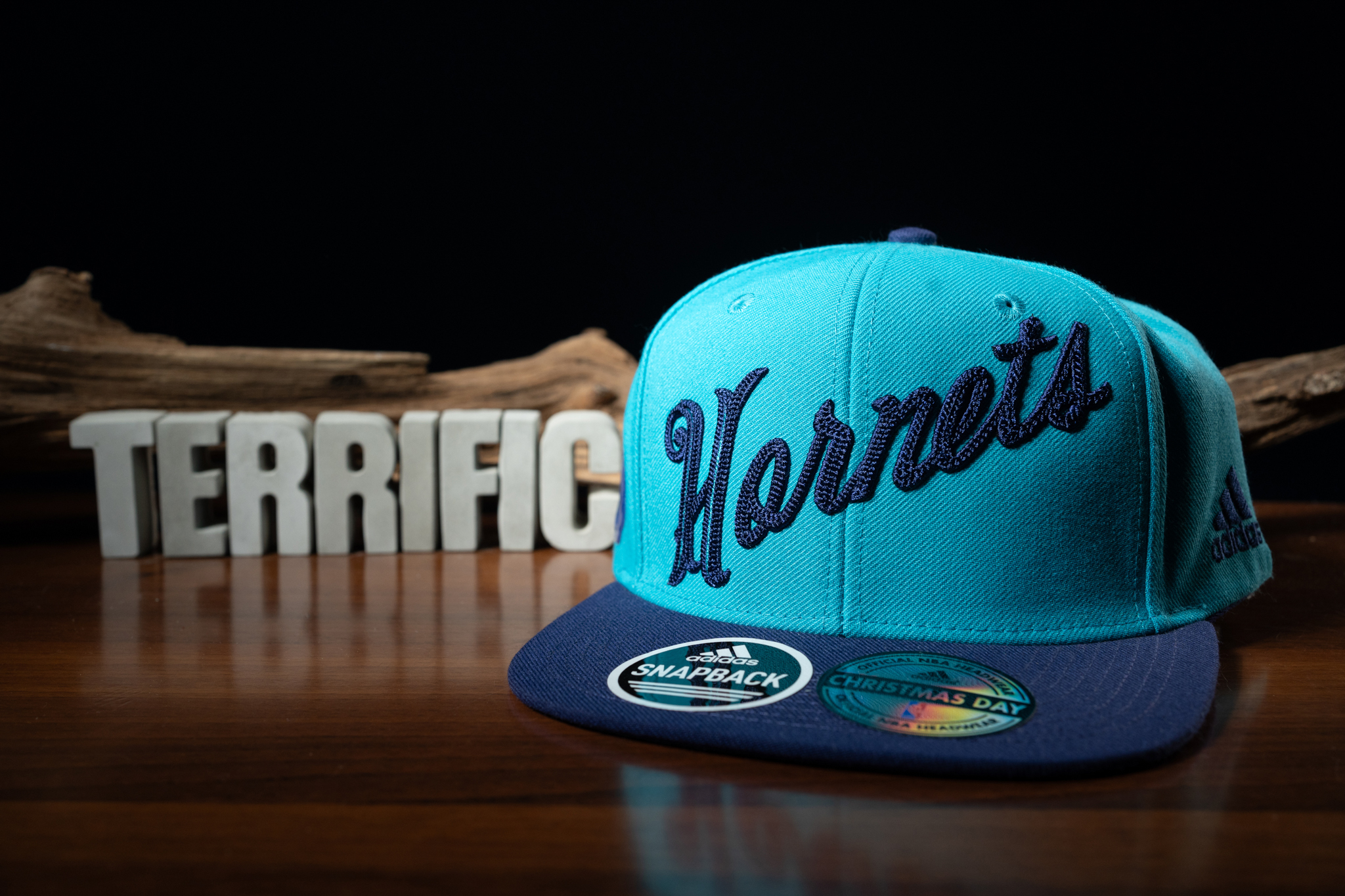 NBA帽子 Charlotte Hornets 夏洛特黃蜂 專屬蠟章 聖誕節 棒球帽 Adidas 可調式 全新