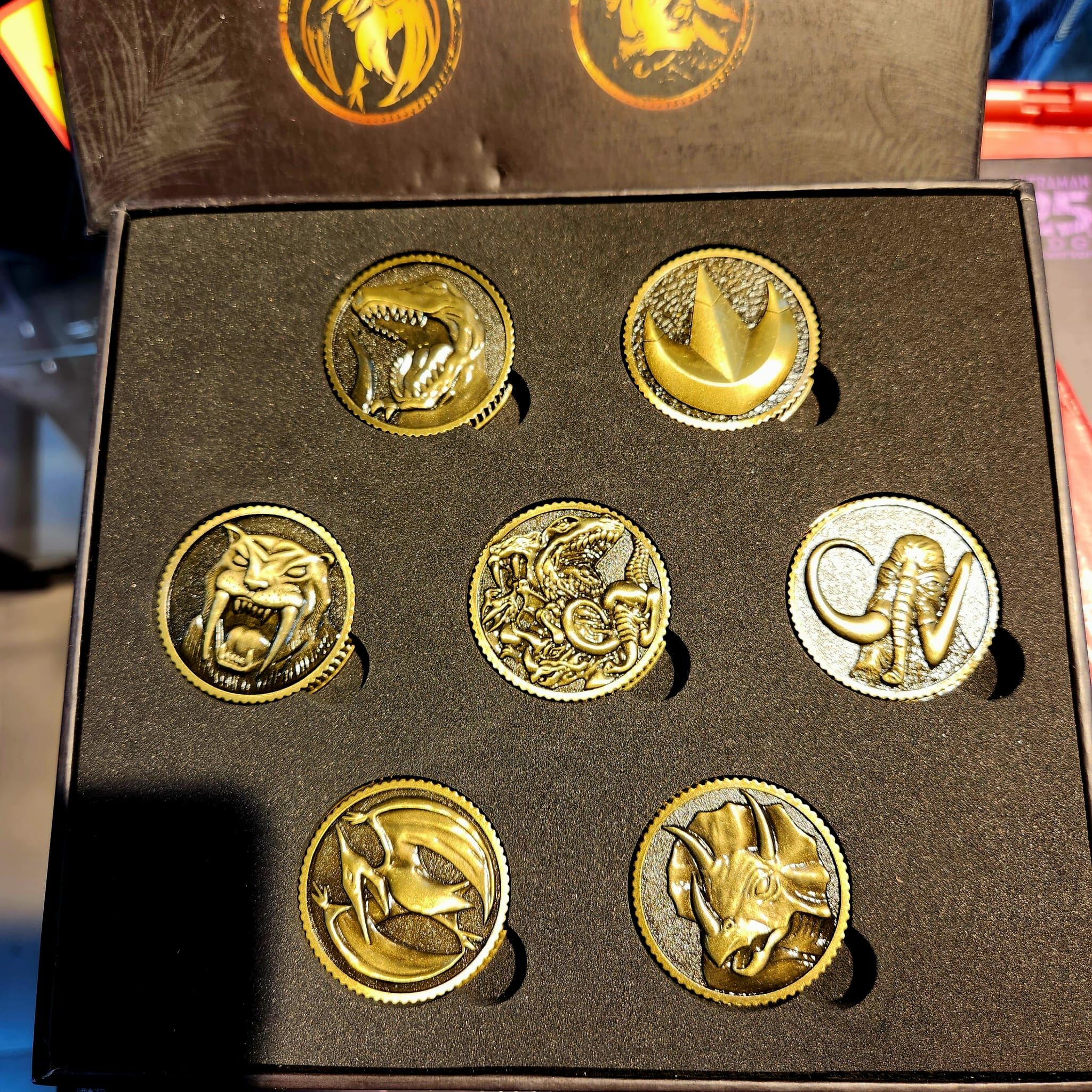 (日本直送 只此一盒） 恐龍戰隊 SHUGOJU MEDAL SET (外盒有損 金幣全新）
