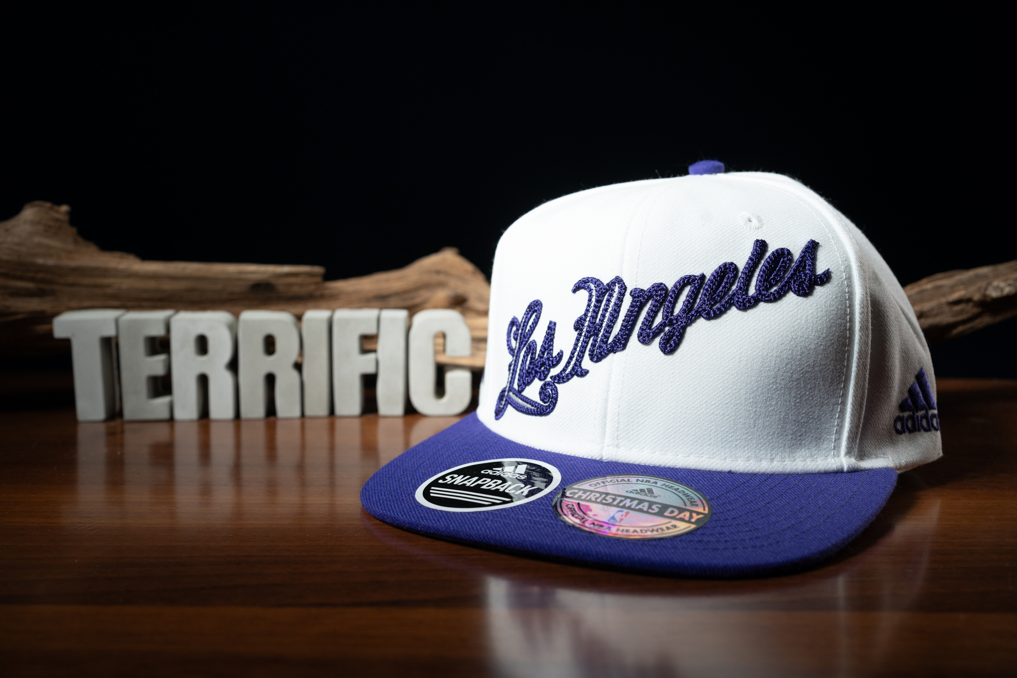 NBA帽子 Los Angeles Lakers 洛杉磯湖人 專屬蠟章 聖誕節 棒球帽 Adidas 可調式 全新