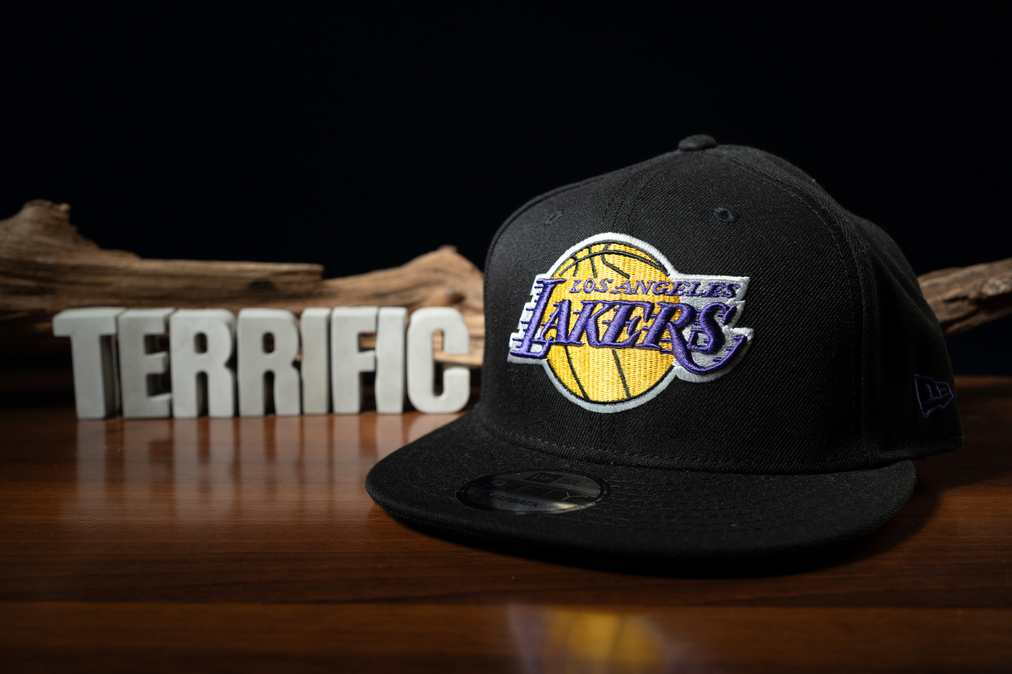 NBA帽子 Los Angeles Lakers 洛杉磯湖人 經典隊徽 電繡 全黑 棒球帽 New Era 9FIFTY 可調式 全新