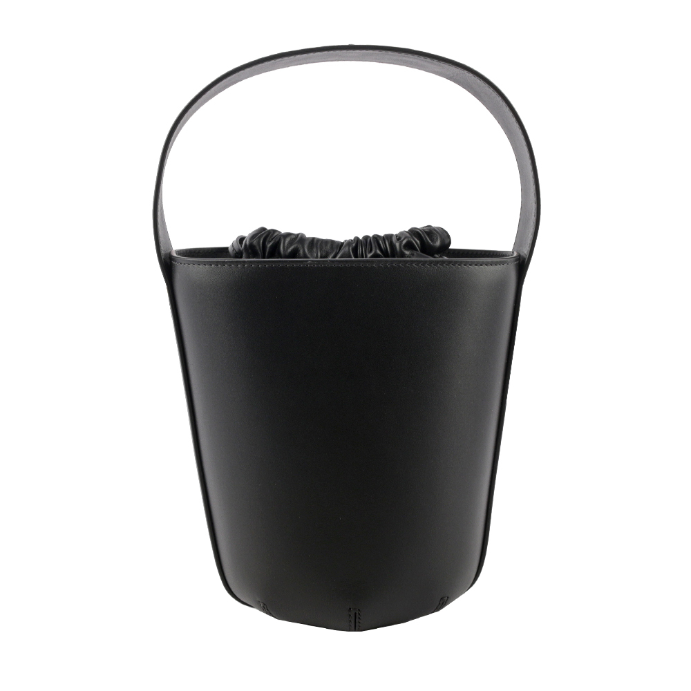 【CHLOE'】Sense 刺繡標誌小牛皮束口水桶包(黑色) CHC23SS420I60 001