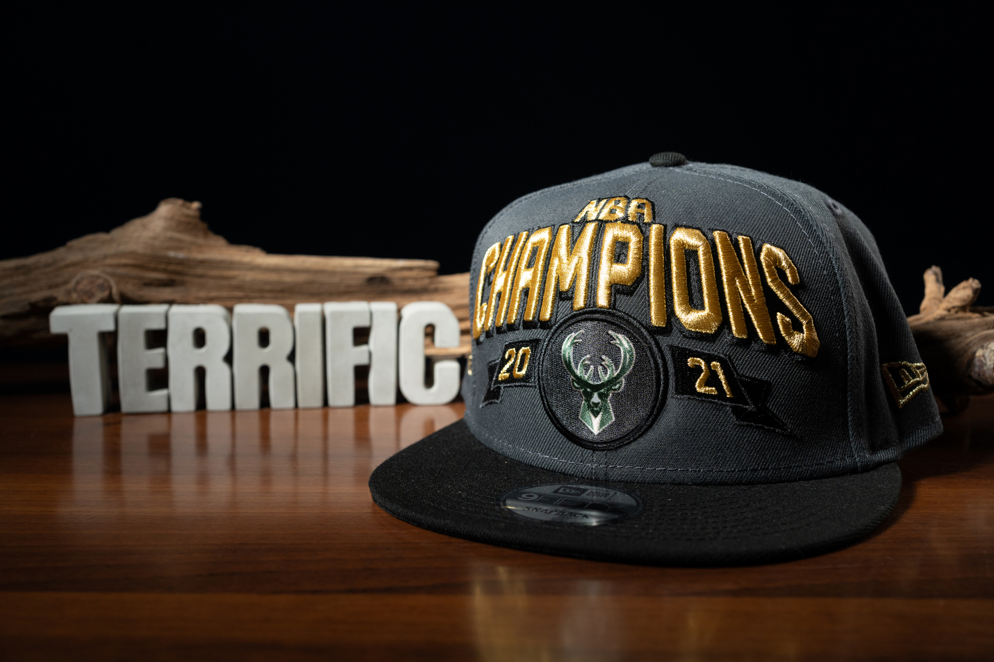 NBA帽子 Milwaukee Bucks 密爾瓦基公鹿 Locker Room 2021 總冠軍 棒球帽 New Era 9FIFTY 可調式 全新