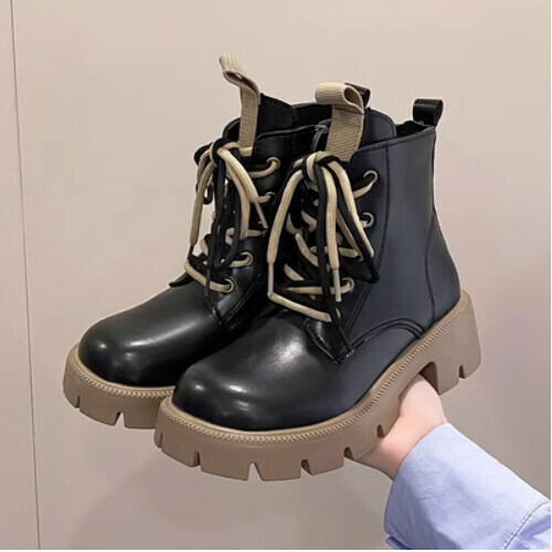 Versatile side zip-up booties