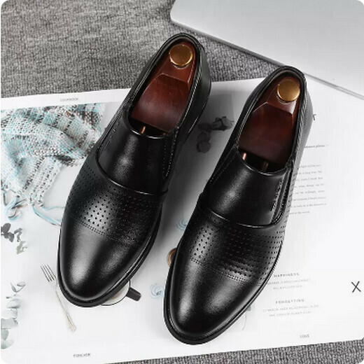 Hollow mesh breathable leather shoes (8821)