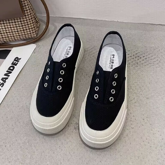 百搭厚底系帶板鞋