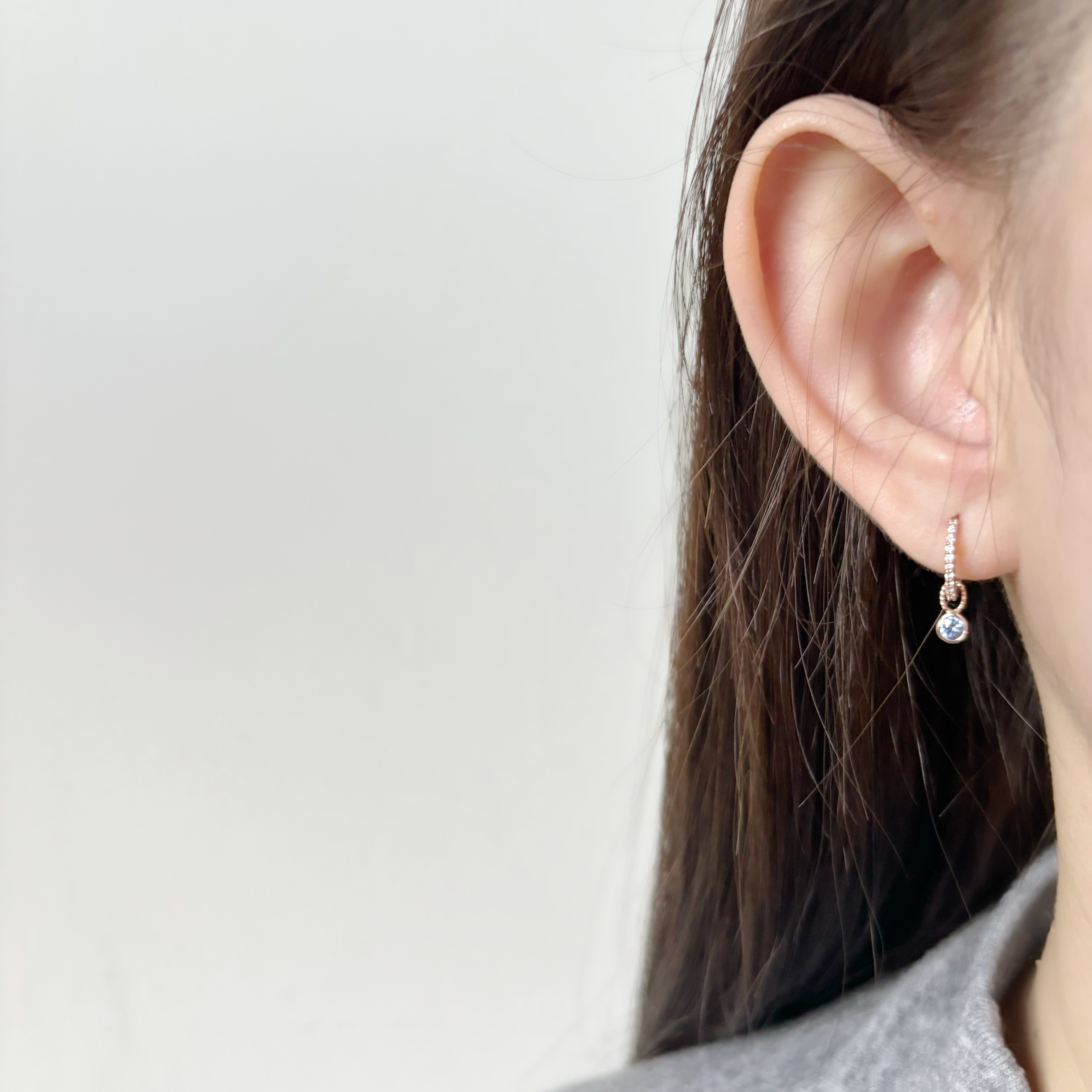 14k鑽面小圓藍寶石耳墜