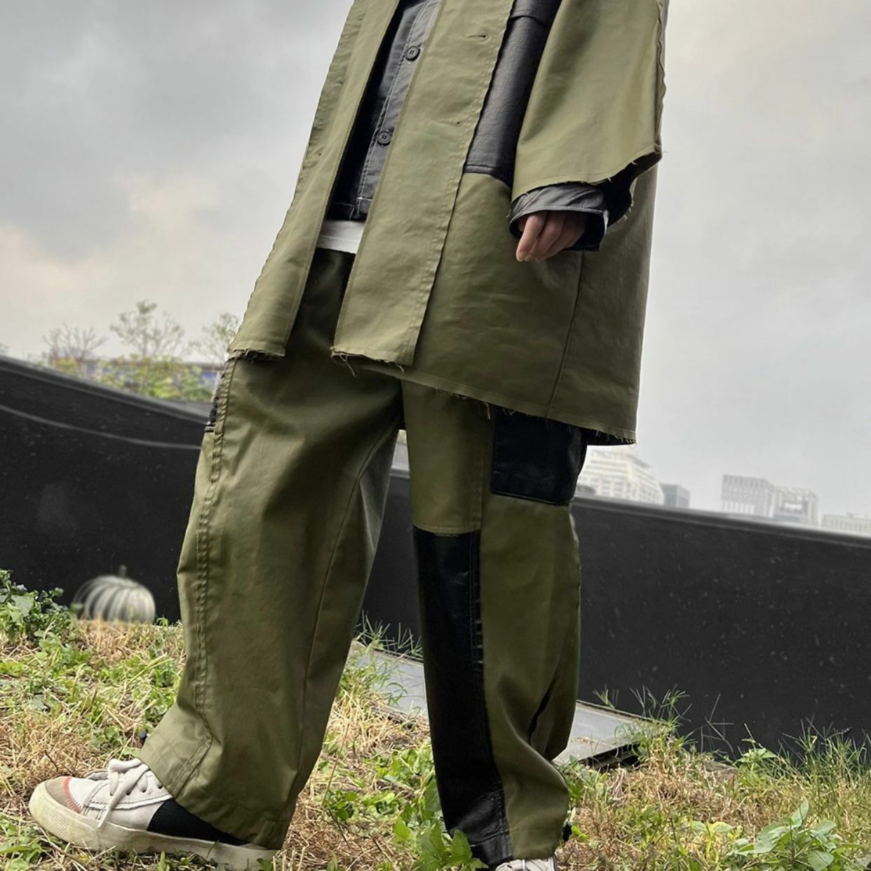 拼色工裝可束腳鬆身褲 P2658