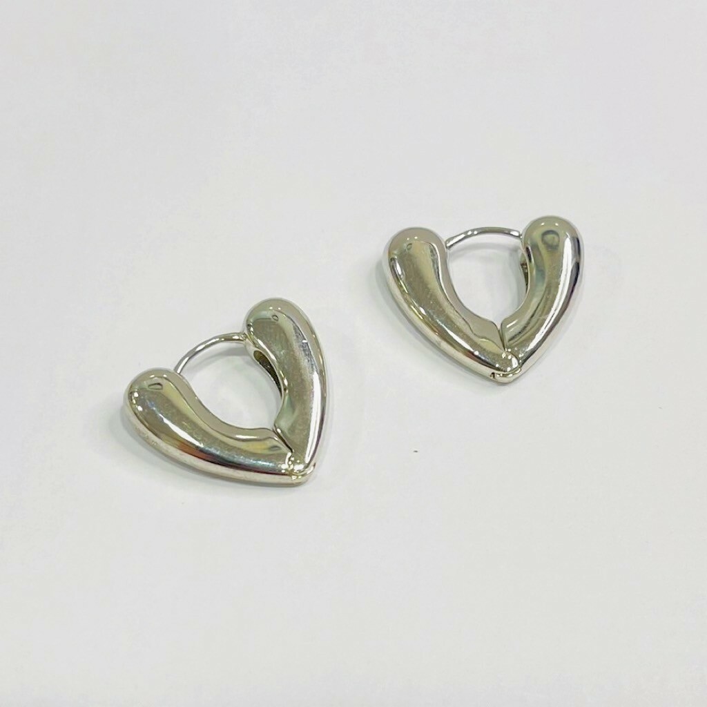 韓國直送-鋼針 易扣 雙邊粗愛心框 鍍14K 2色