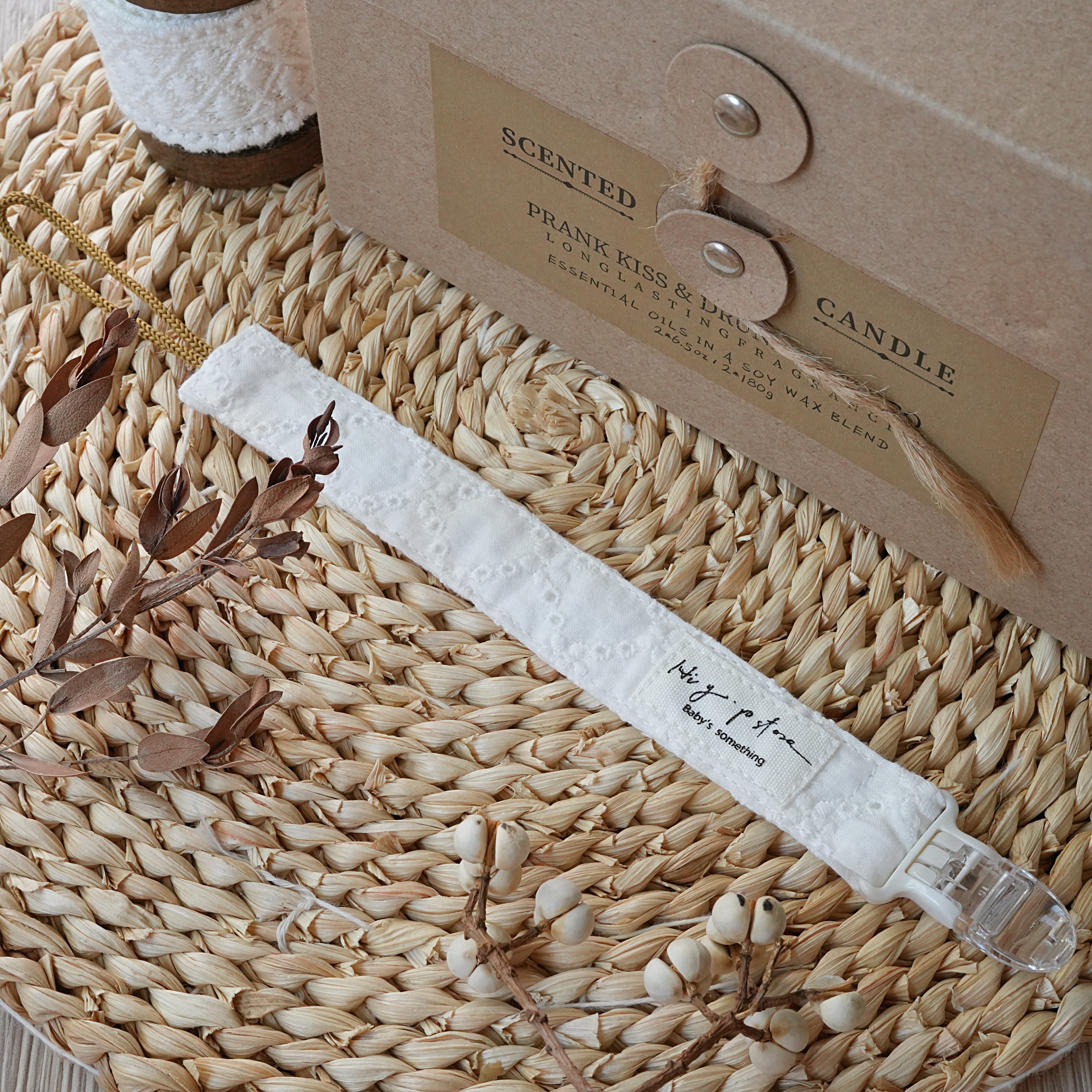 Hi Y.P store-鱷魚夾-潔白蕾絲