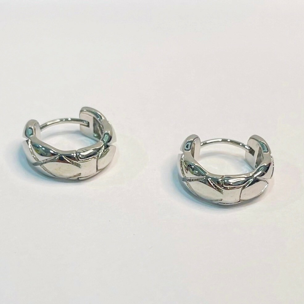 韓國直送-鋼針 易扣 菱格紋圈圈 鍍14K 2色