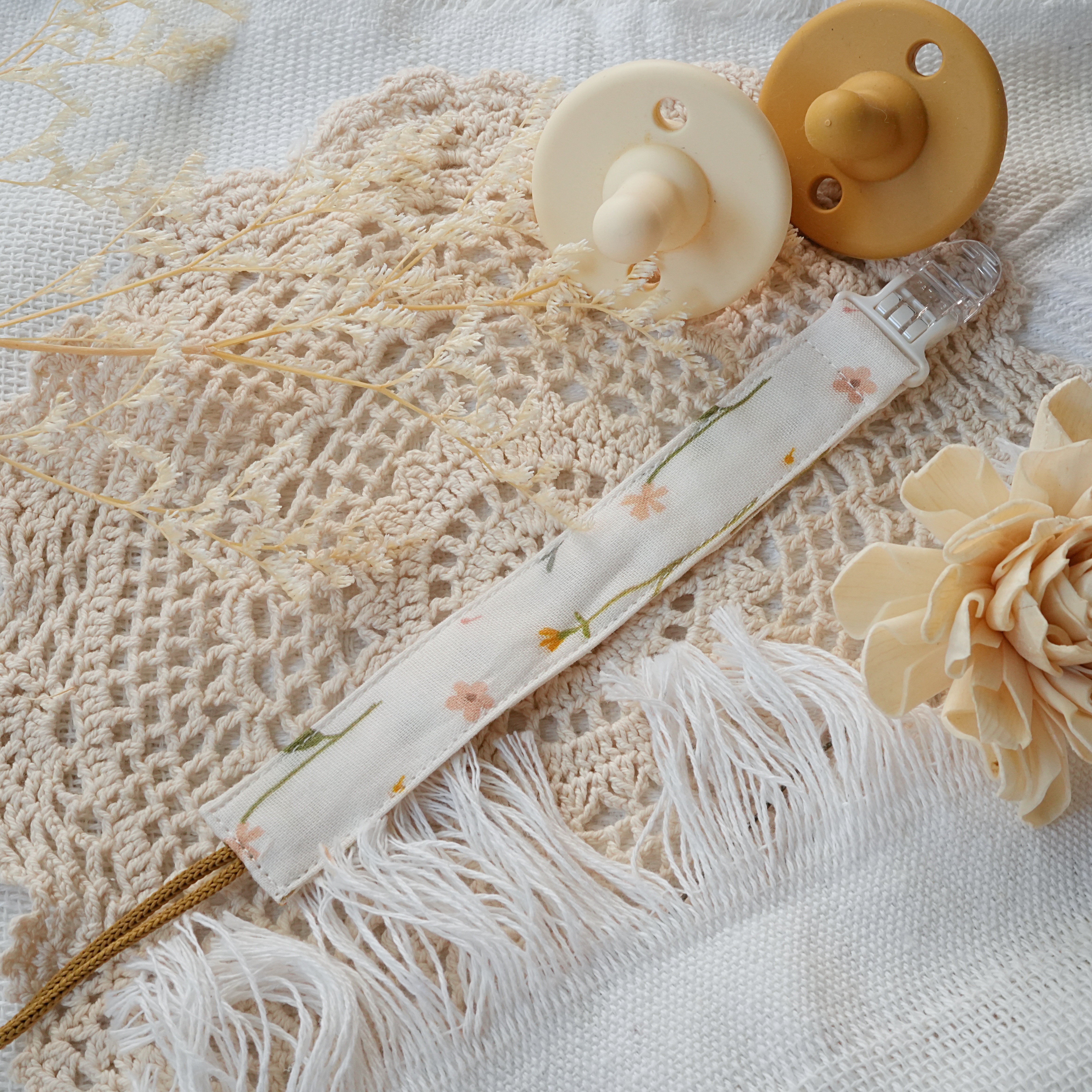 Hi Y.P store-鱷魚夾-獨家設計款-清新植花