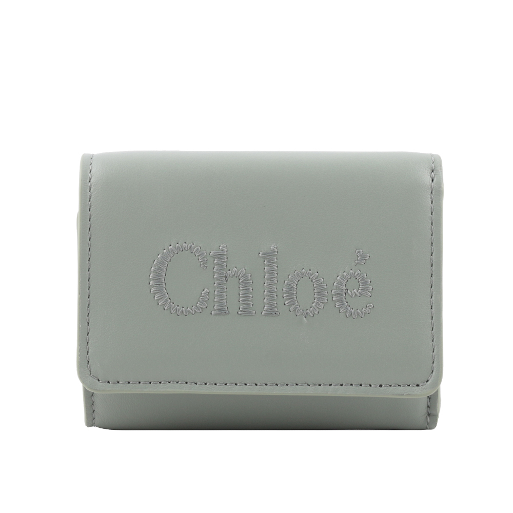 【CHLOE'】Sense 刺繡標誌小款三折短夾(海灣綠) CHC23AP875I10 38U