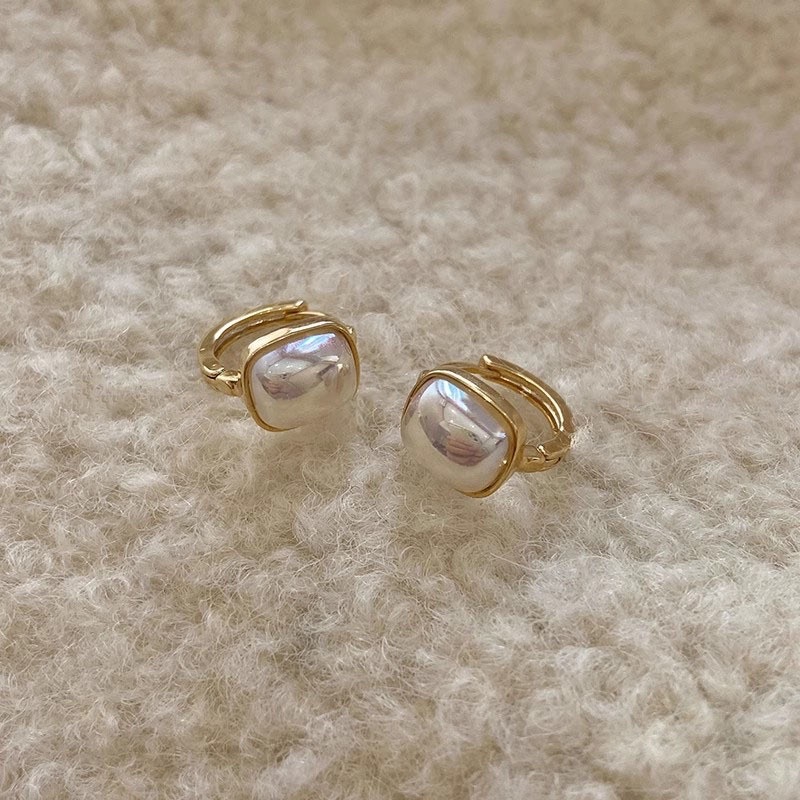 白貝珍珠金方耳釦釘