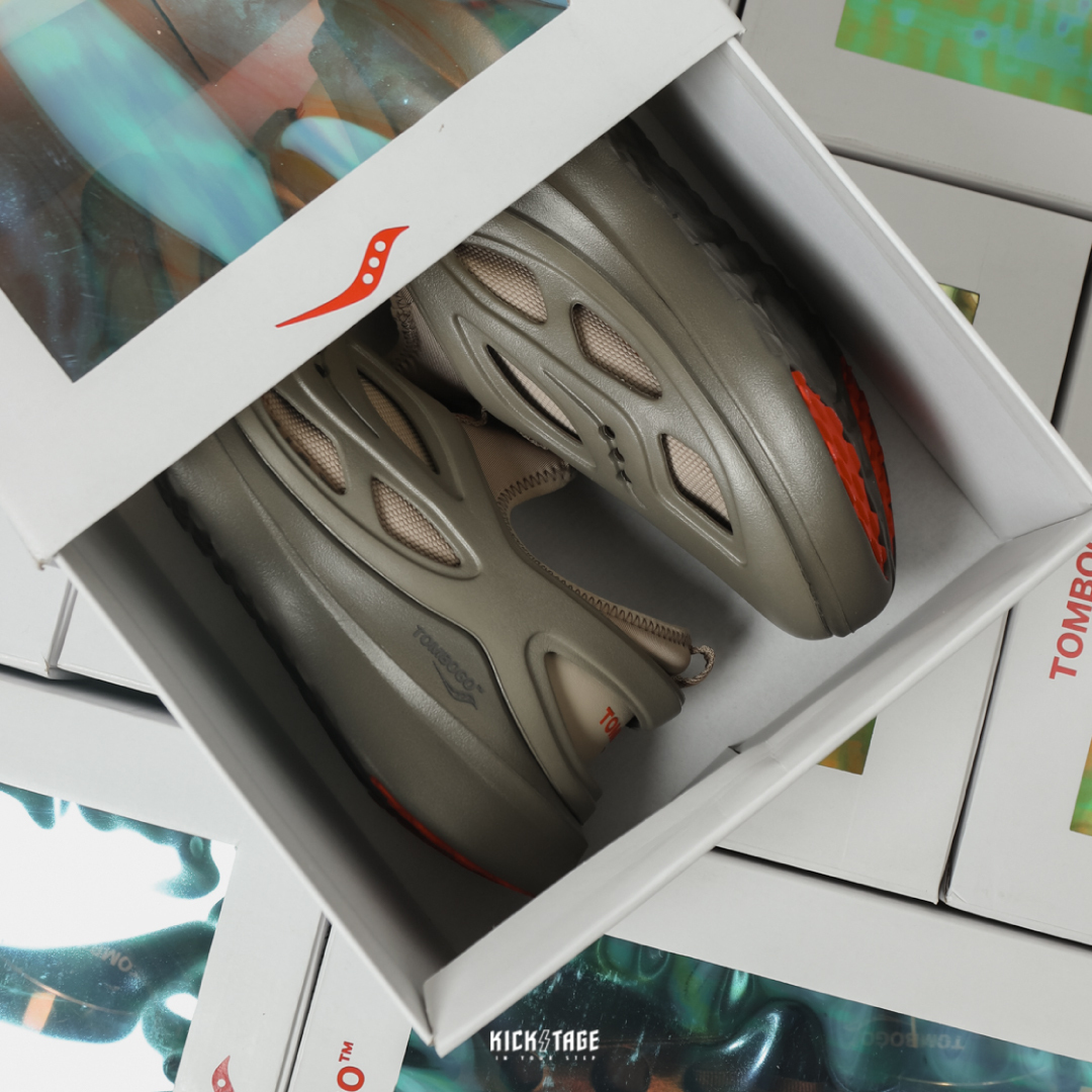 [特價售出無退換] SAUCONY X TOMBOGO BUTTERFLY 兩色 襪套兩穿式 可拆卸內襯 休閒 慢跑鞋【SCS70828】BUTTERFLY 25SALE