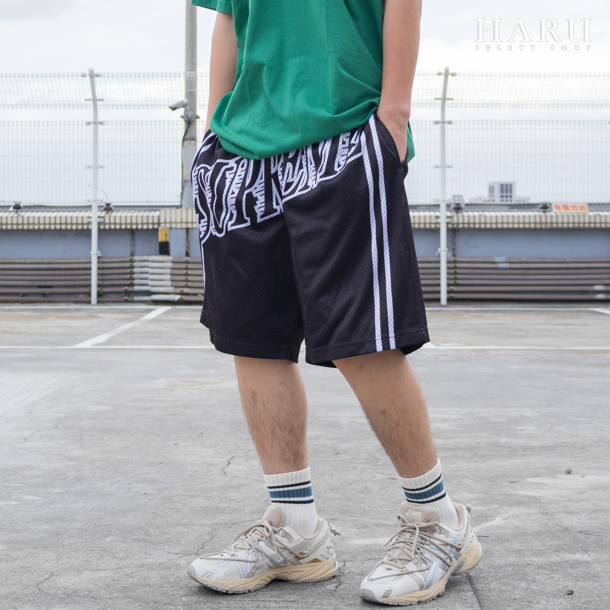 現貨SUPREME BIG LOGO MESH SHORT 球褲短褲透氣網布SS23SH41