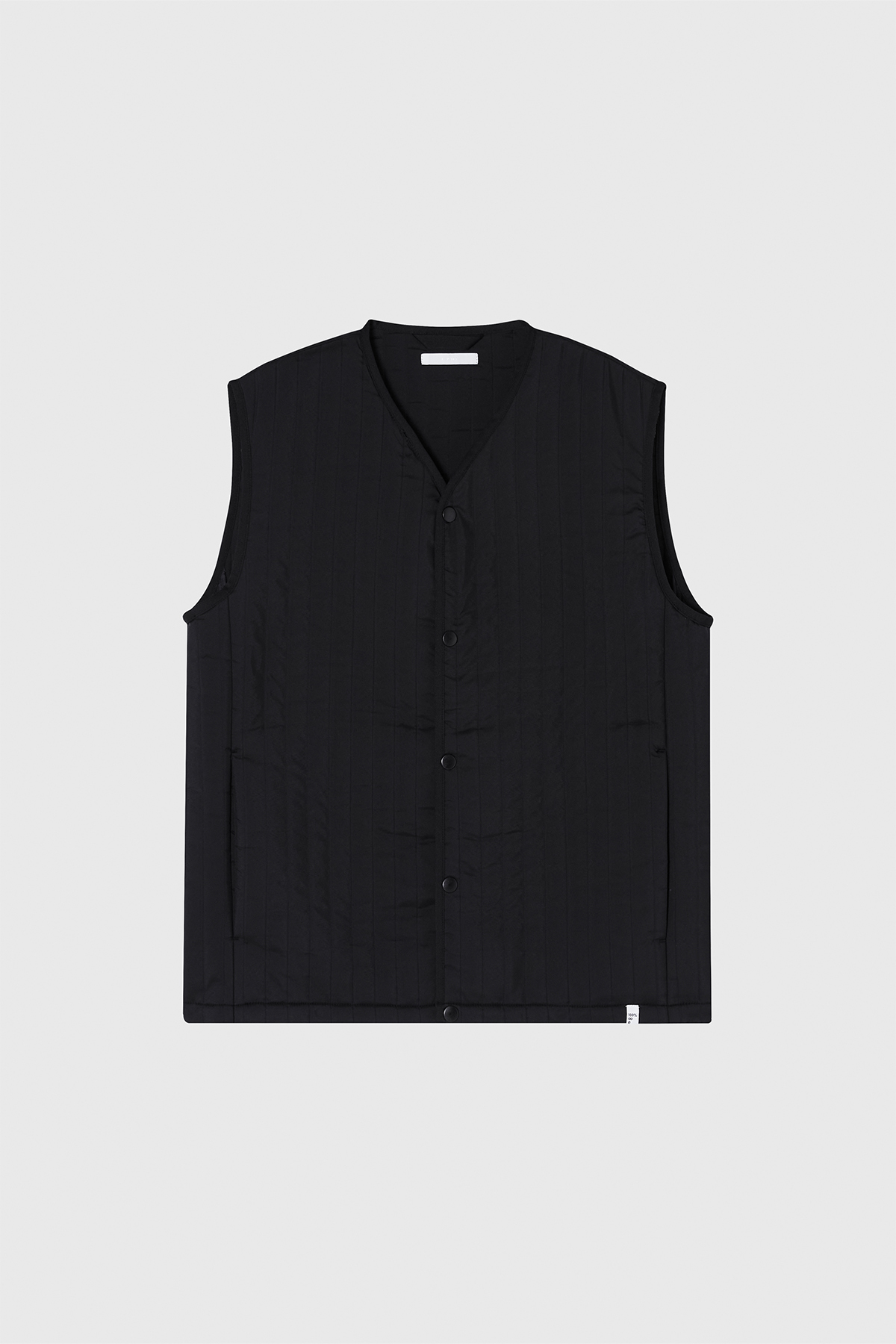 LINER 合釦式背心 男（霧黑）