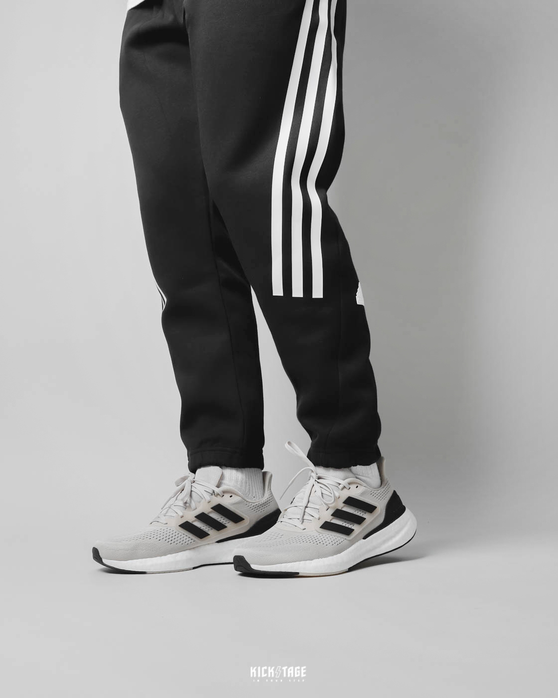 男鞋 ADIDAS PUREBOOST 23 米白 網眼透氣 避震 運動鞋 慢跑鞋【IF2368】