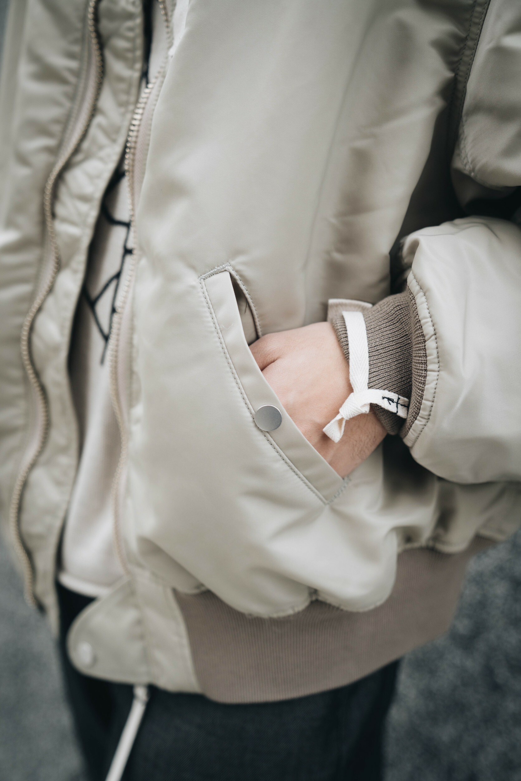 Name. - NYLON TWILL BIG MA-1 / KHAKI