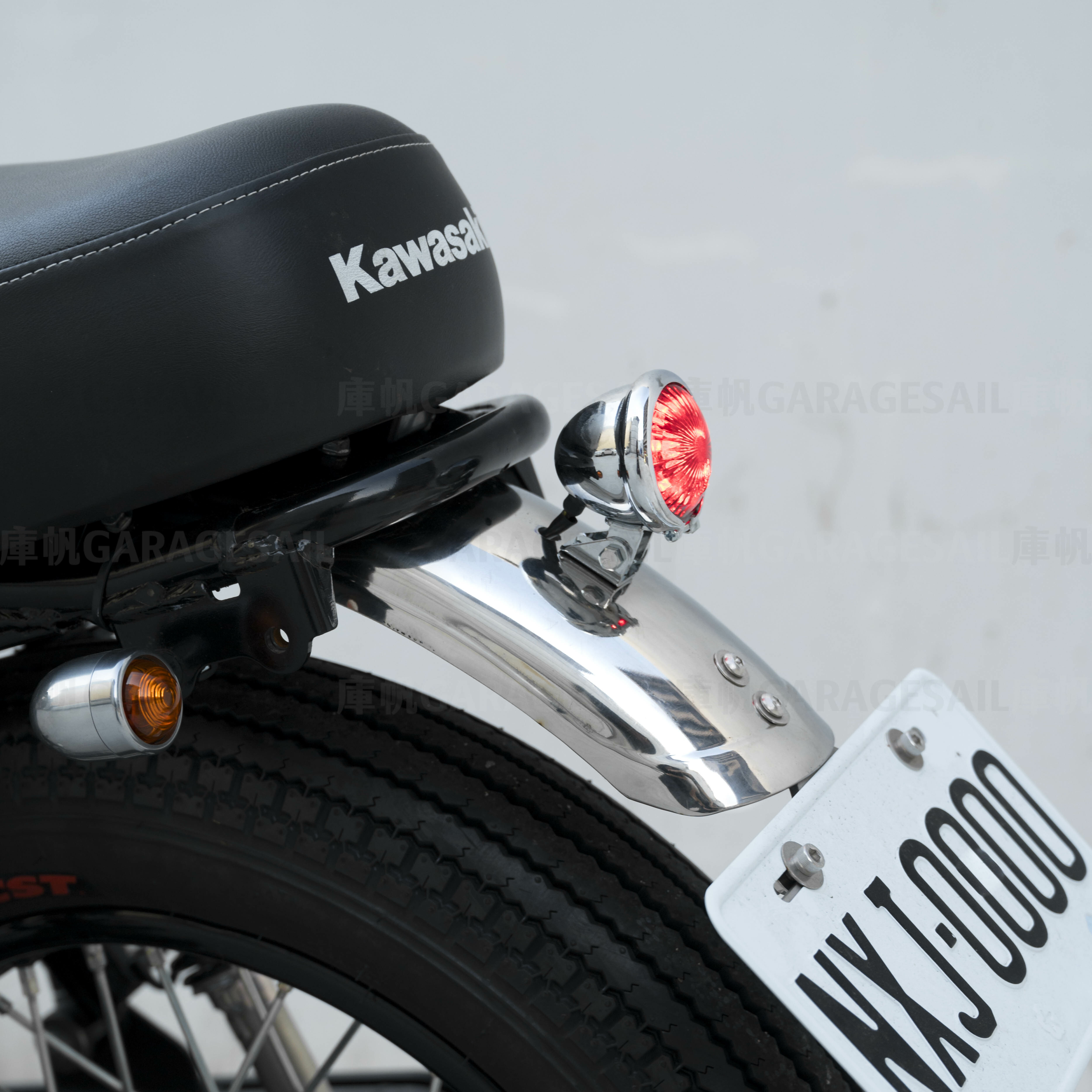 LED 尾燈 貝茲 - 銀