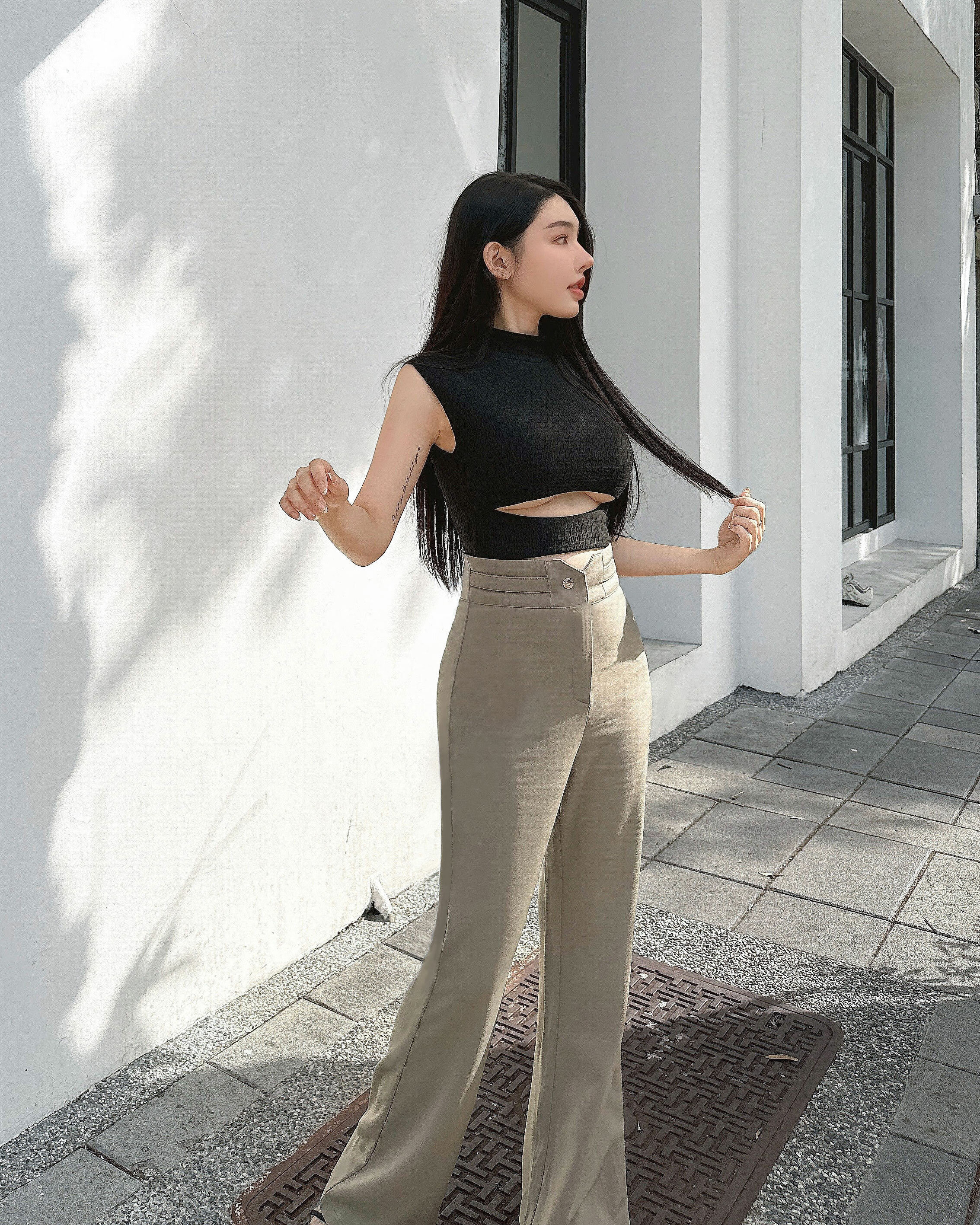 ⭒訂製-質感金釦微喇叭長褲