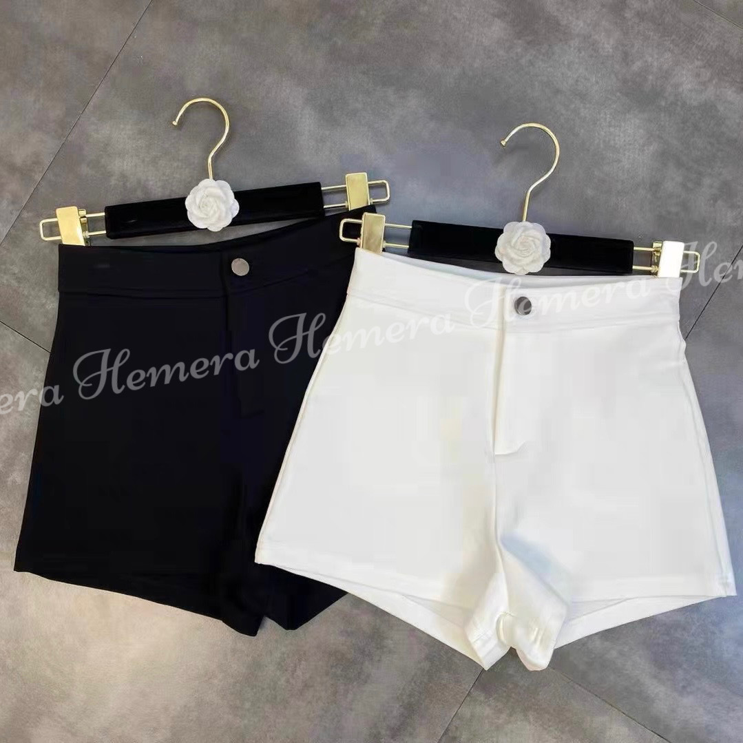 PT23W1149 顯瘦短褲