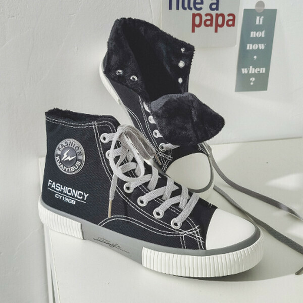 Spring and Autumn Leisure Canvas Shoes (加絨)