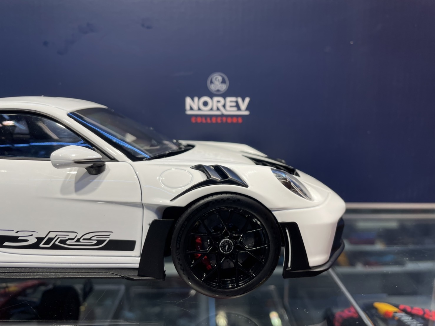 Voiture Miniature Porsche 911 GT3 RS 2022 Blanc 1/18 - 187361 NOREV