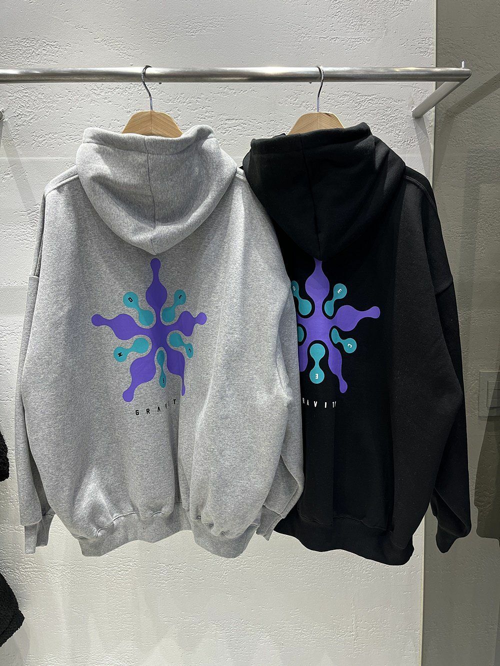 英文字圖案連帽衛衣(薄抓毛底) 10.GVTY-0060T