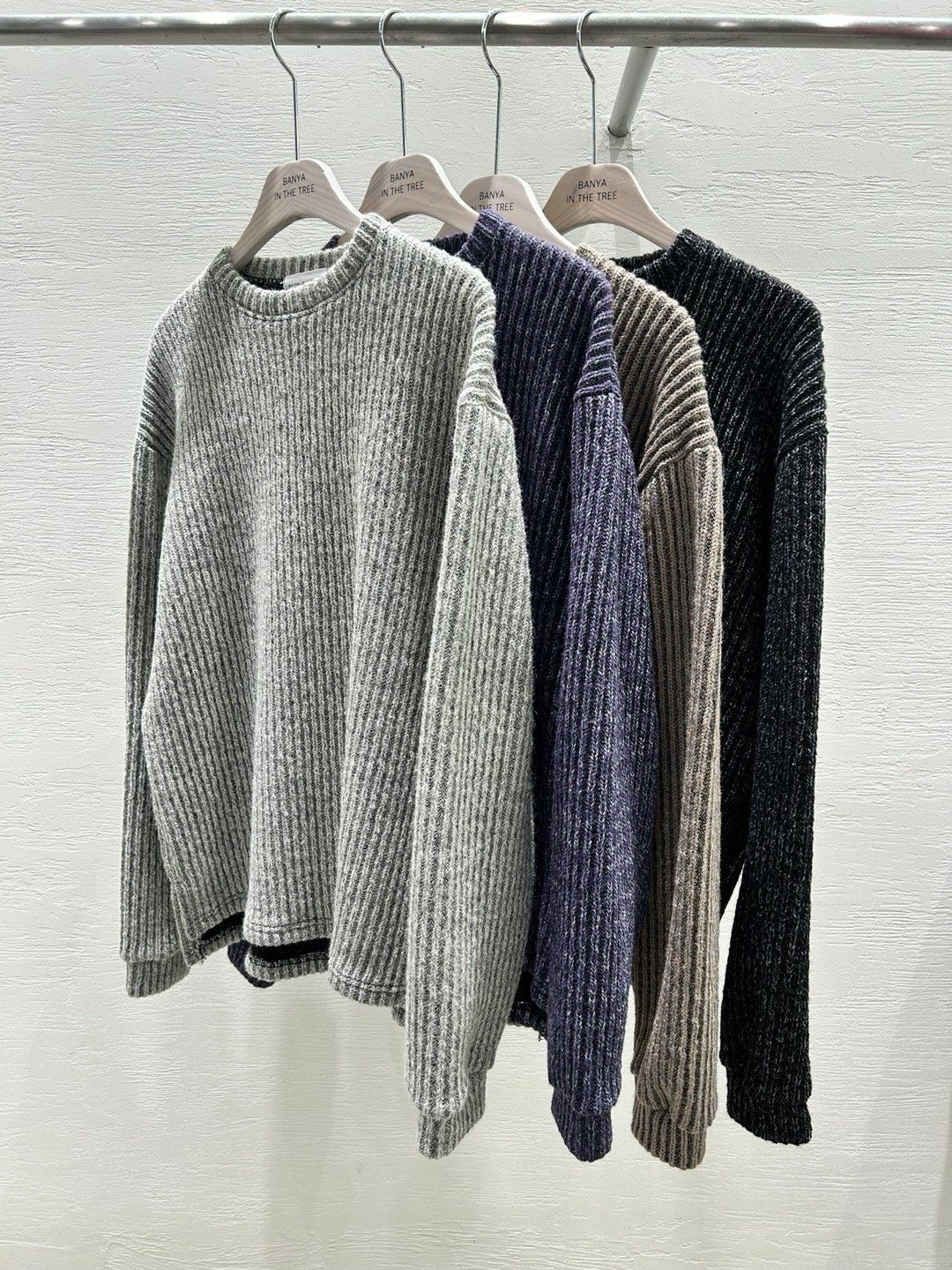 圓領暗直紋針織衫 BANYA-011T