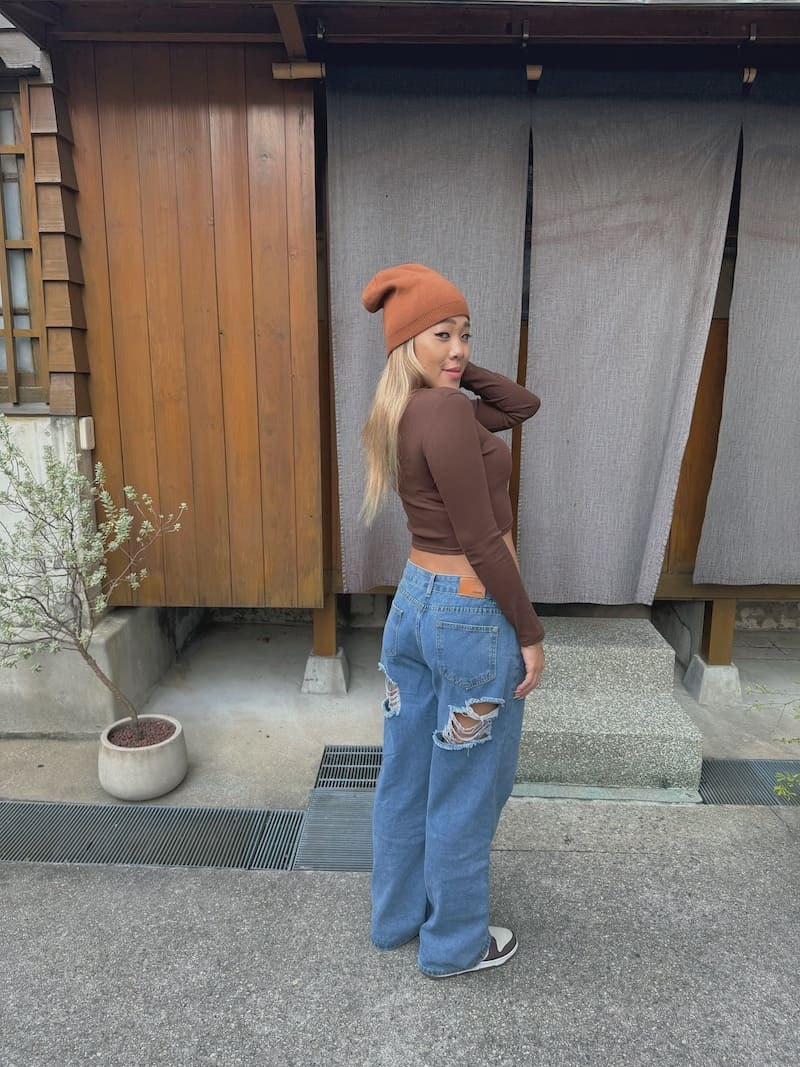 牛仔後刷破寬褲