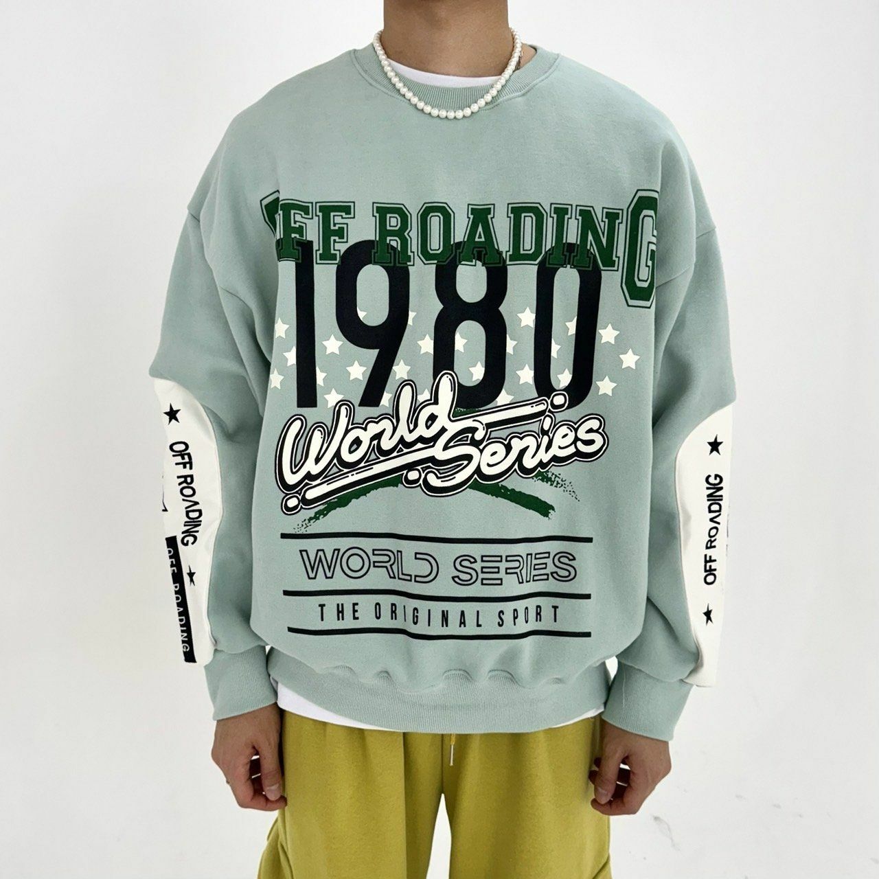 拼皮英文字圖案衛衣(薄抓毛底) BY ATTENTION-097T