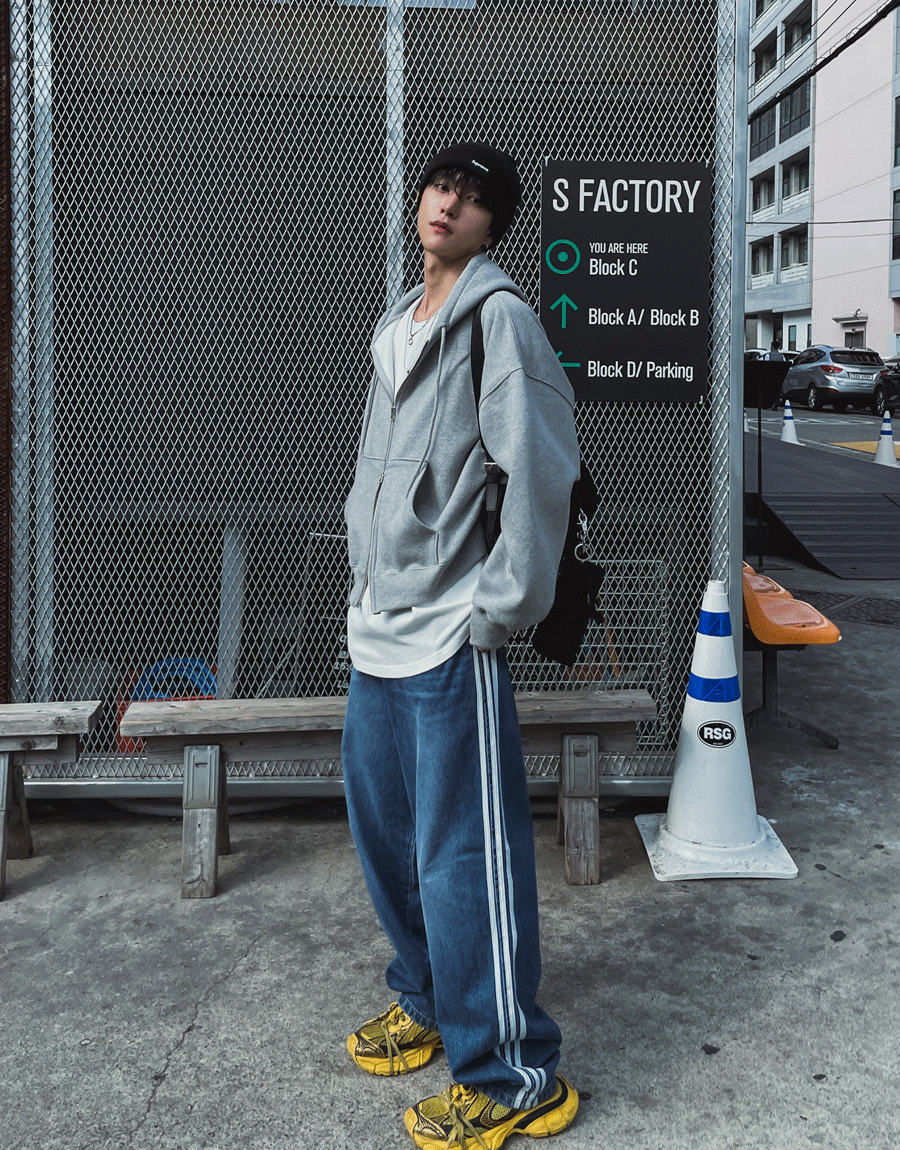 TRESS線條寬腿氣球牛仔褲