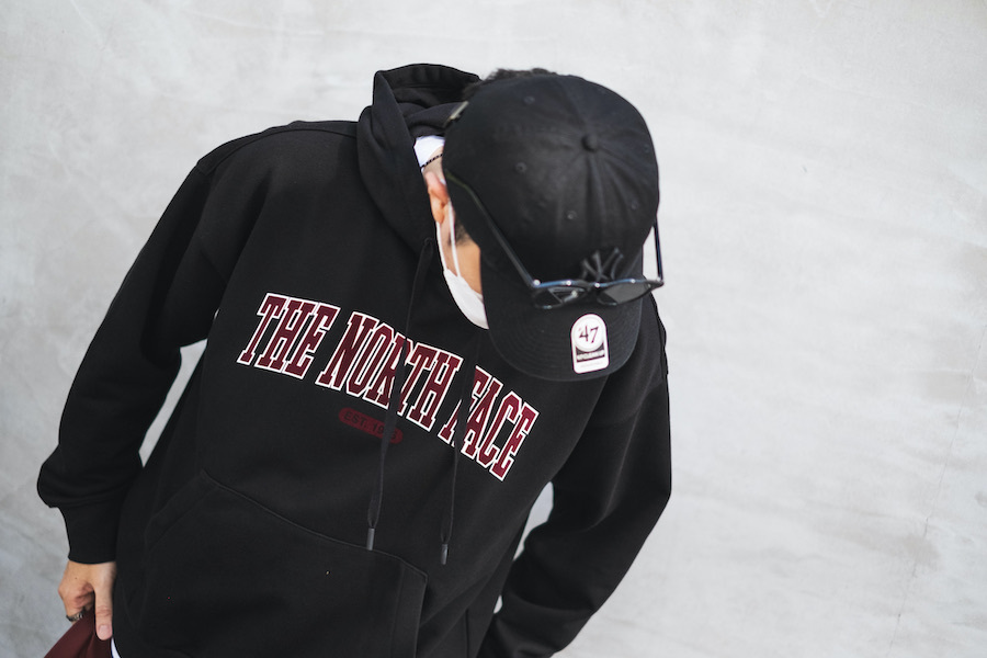 The Noth Face WhiteLabel 拱形字體帽Tee