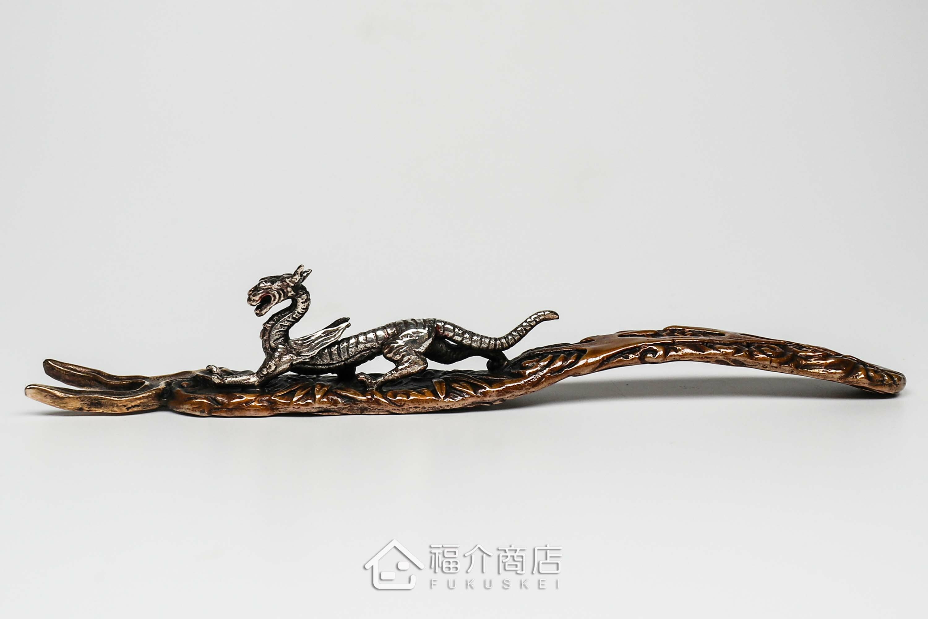 拿起茶壺壺蓋用的蓋取