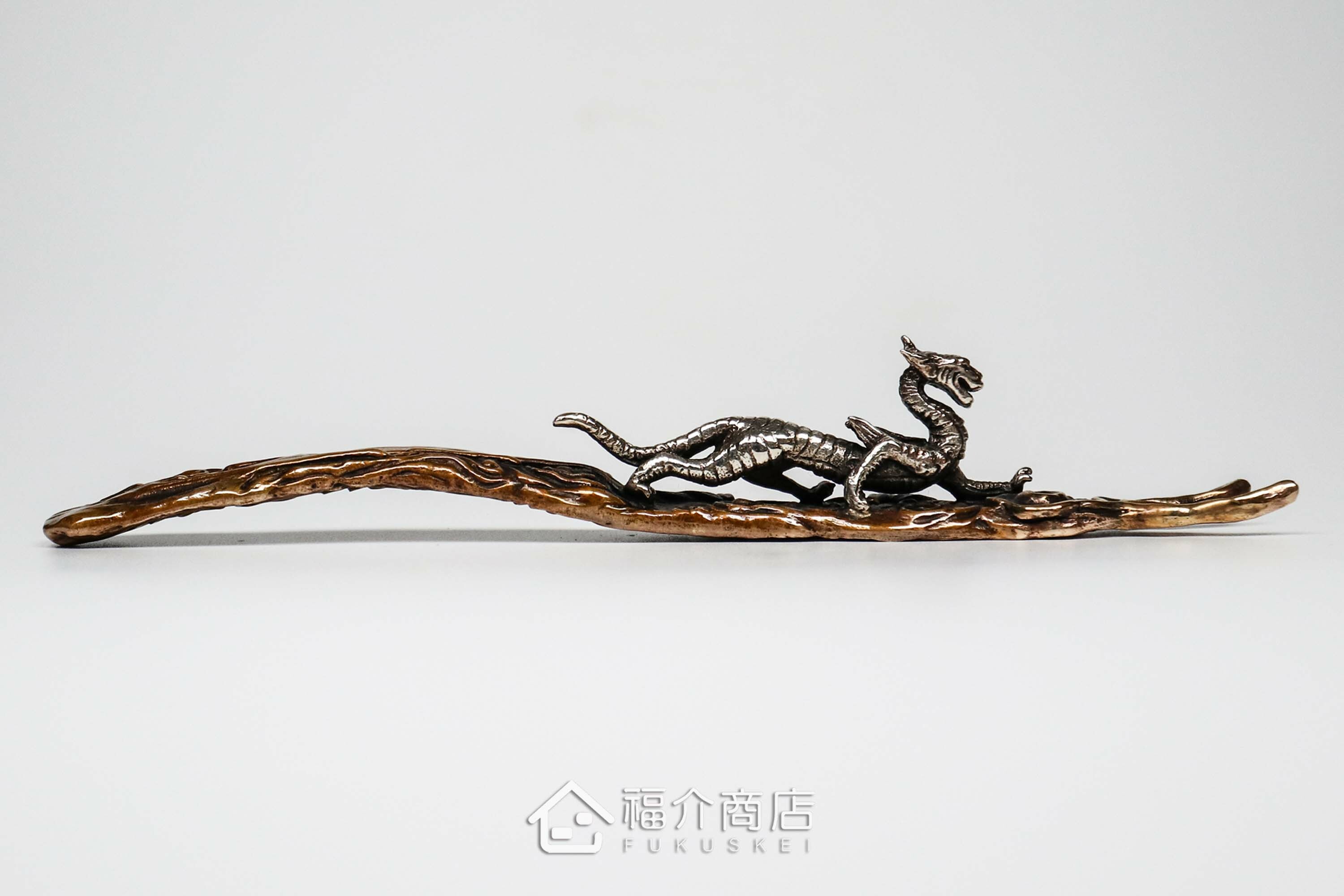 拿起茶壺壺蓋用的蓋取