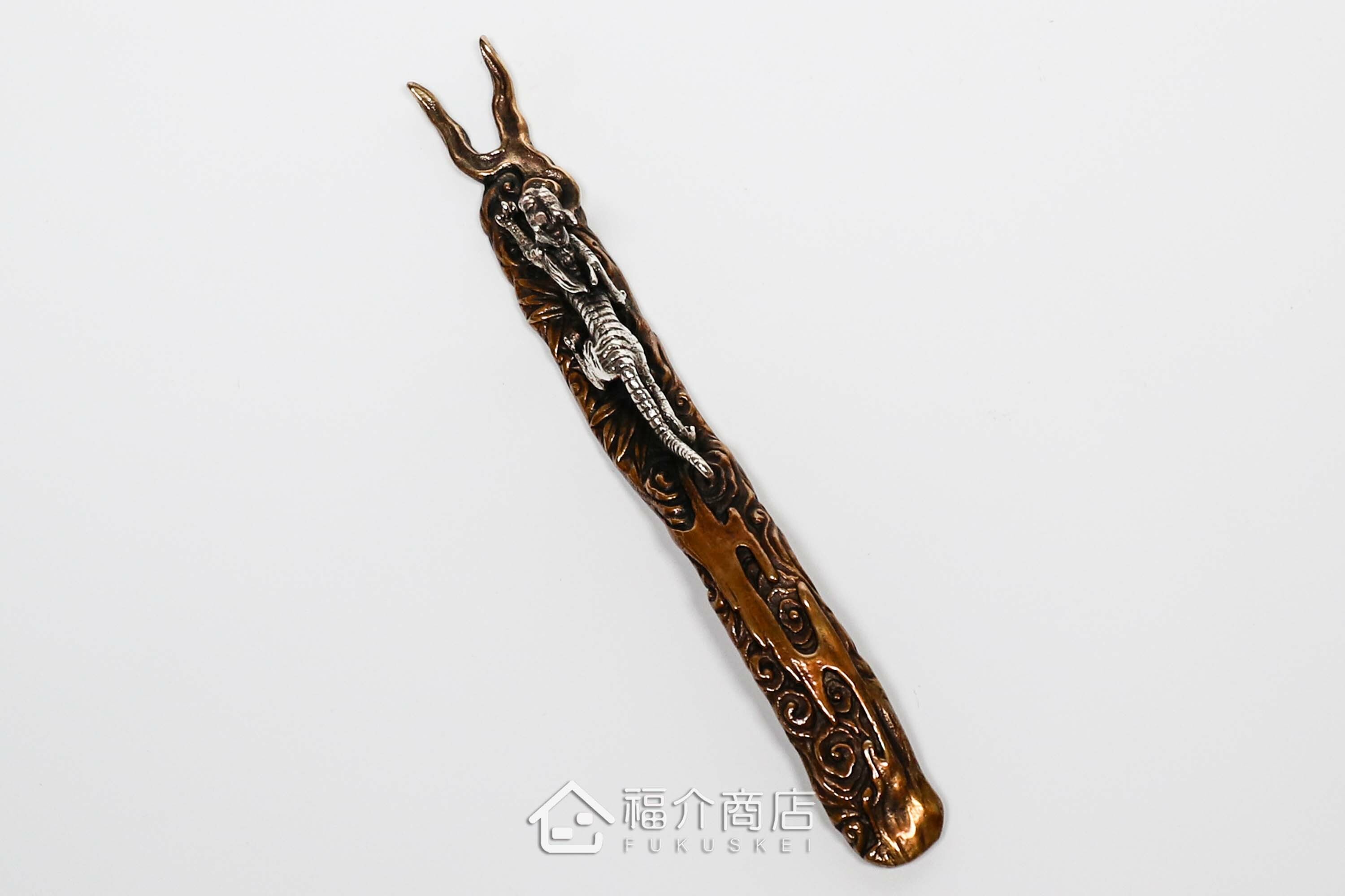 拿起茶壺壺蓋用的蓋取