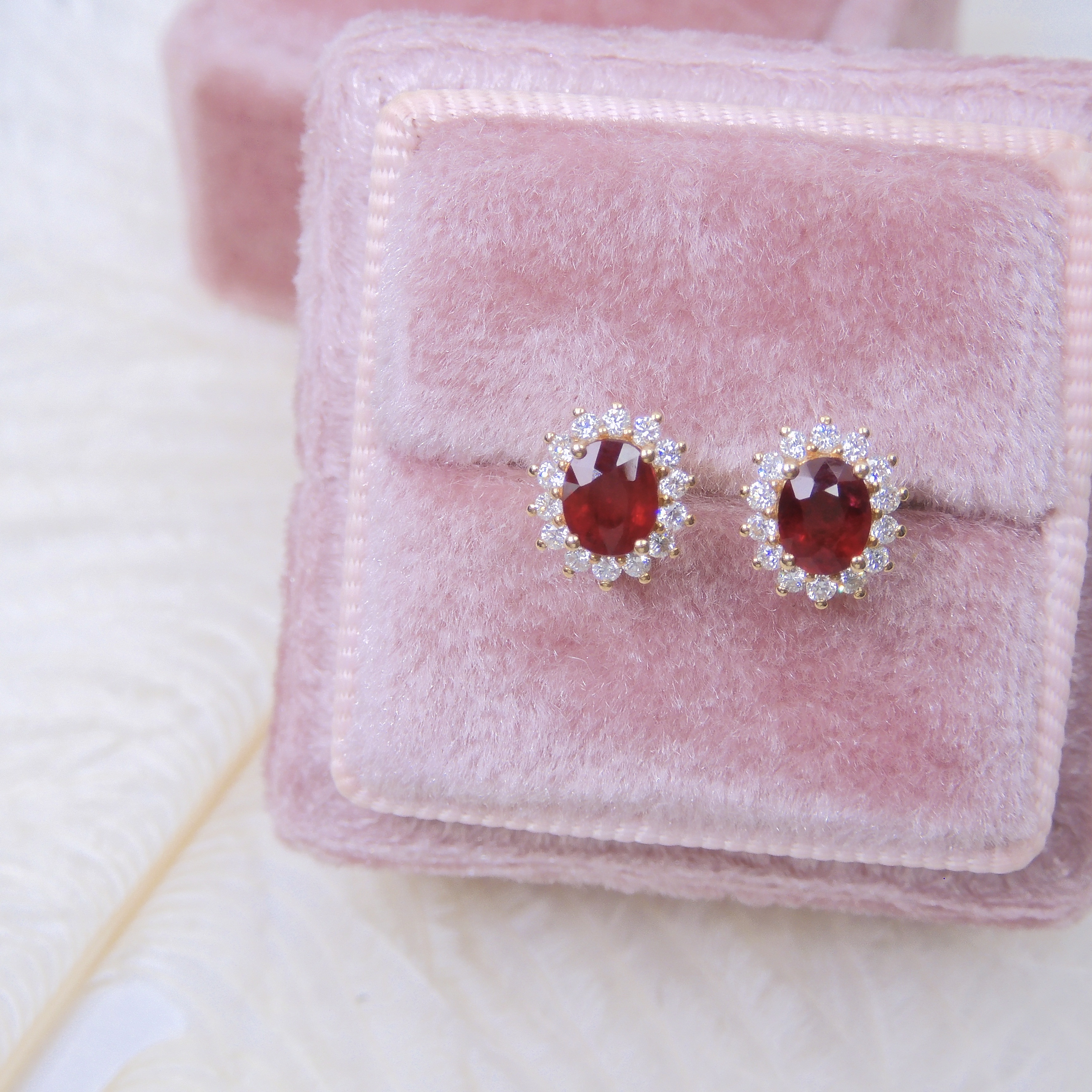 18K金 0.89ct 紅寶石耳釘