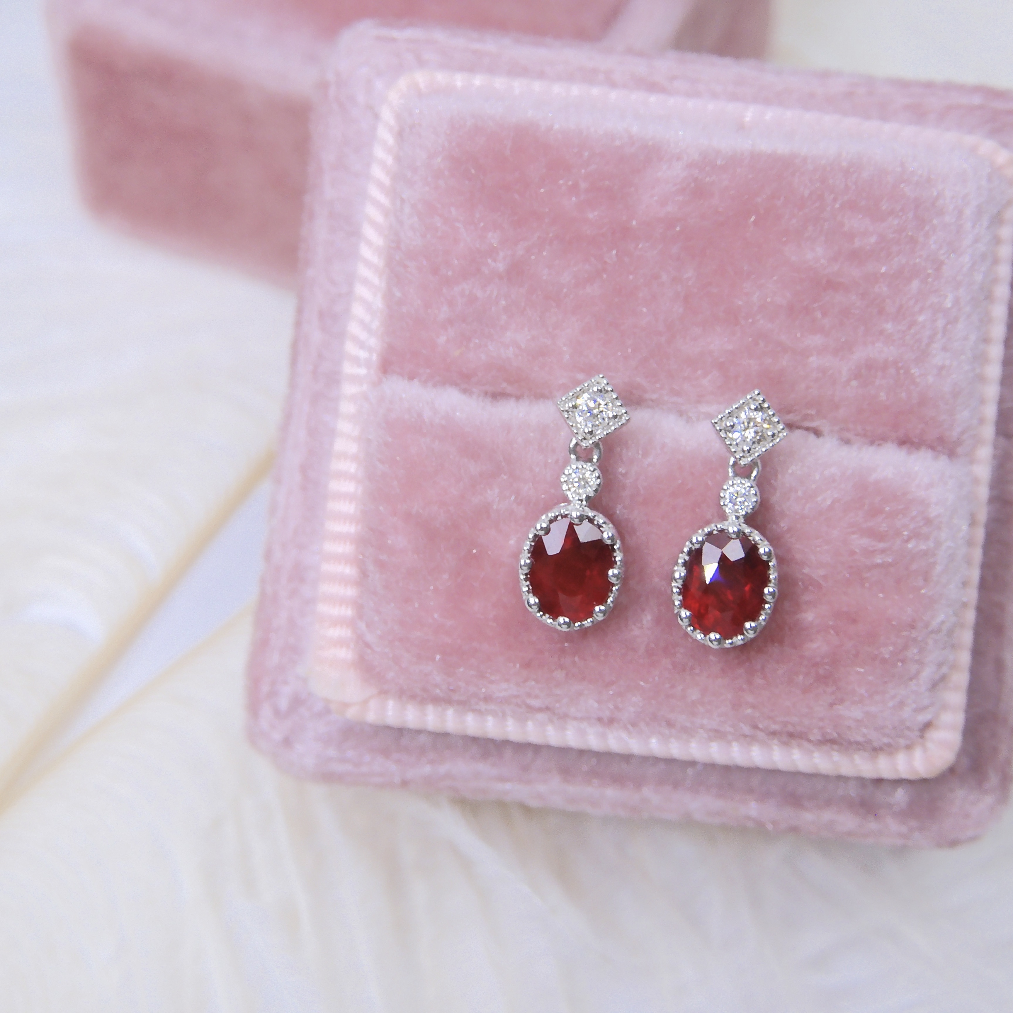 18K金 0.89ct 紅寶石耳釘