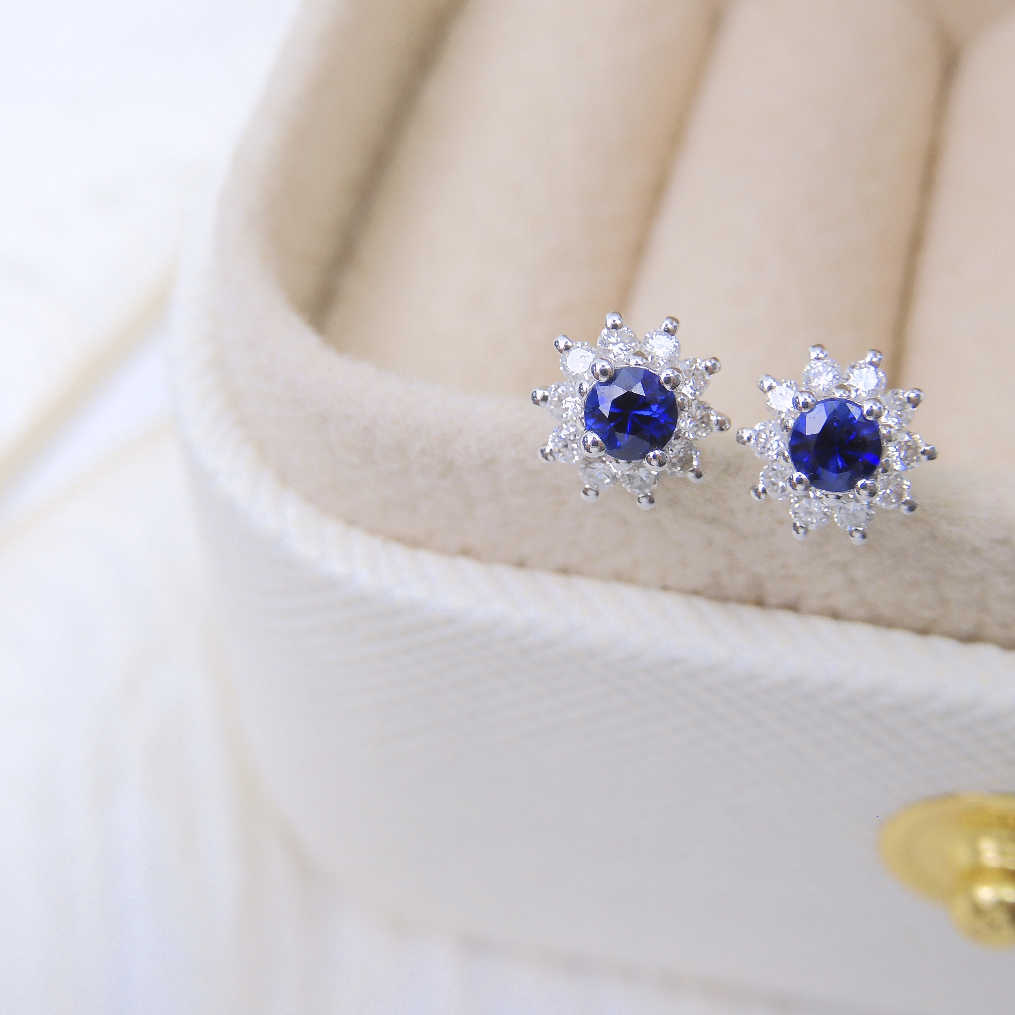 18K金 0.2ct 藍寶石耳釘