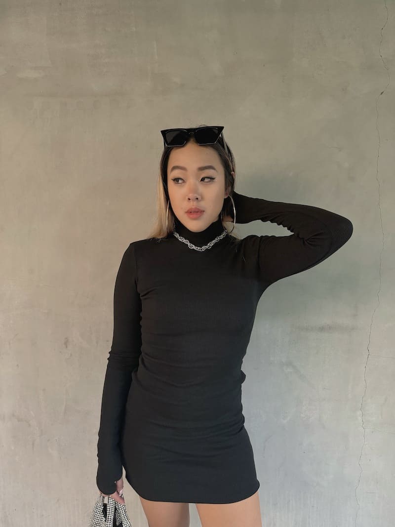 高領螺紋針織洋裝