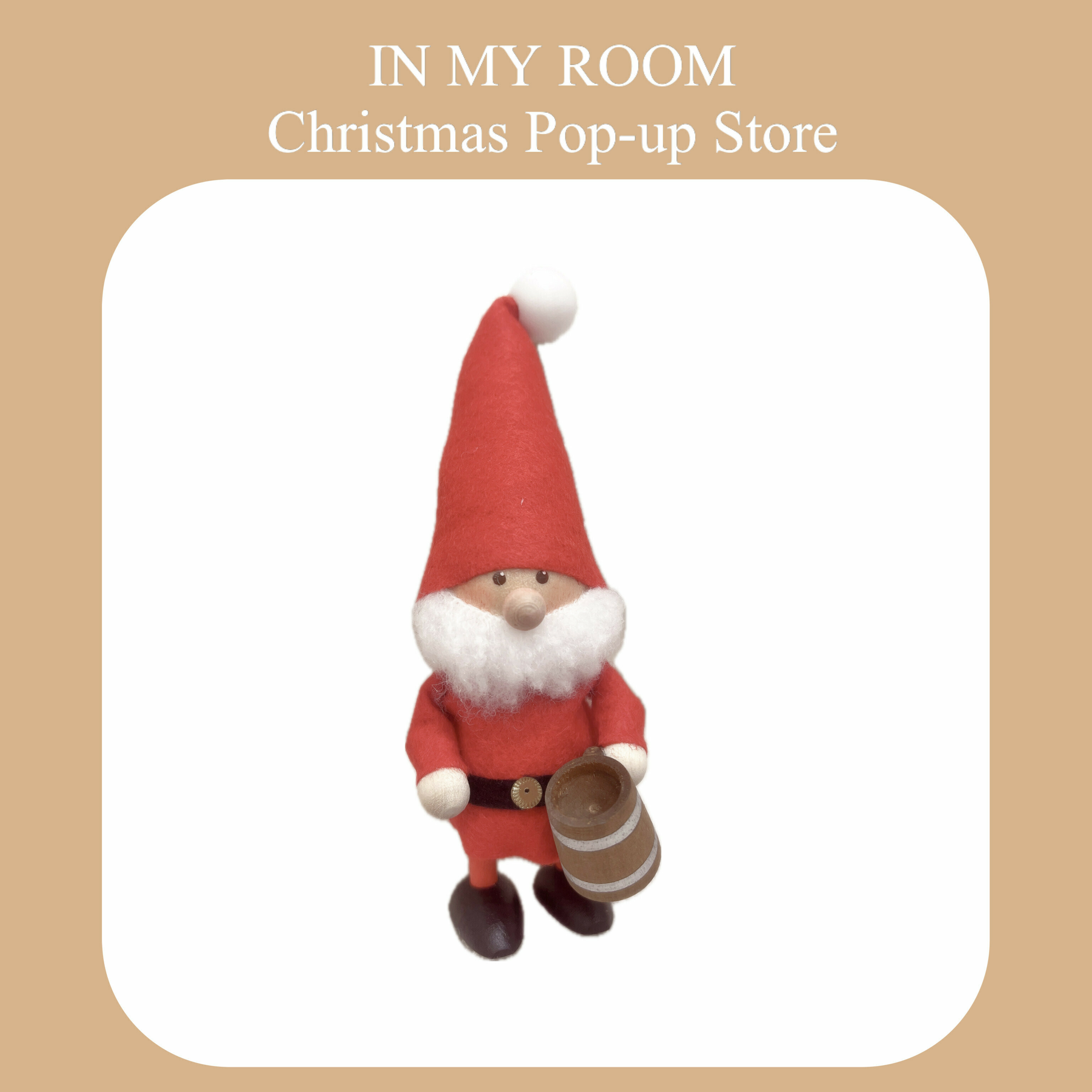 聖誕老公公手拿啤酒杯