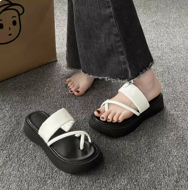 涼拖鞋