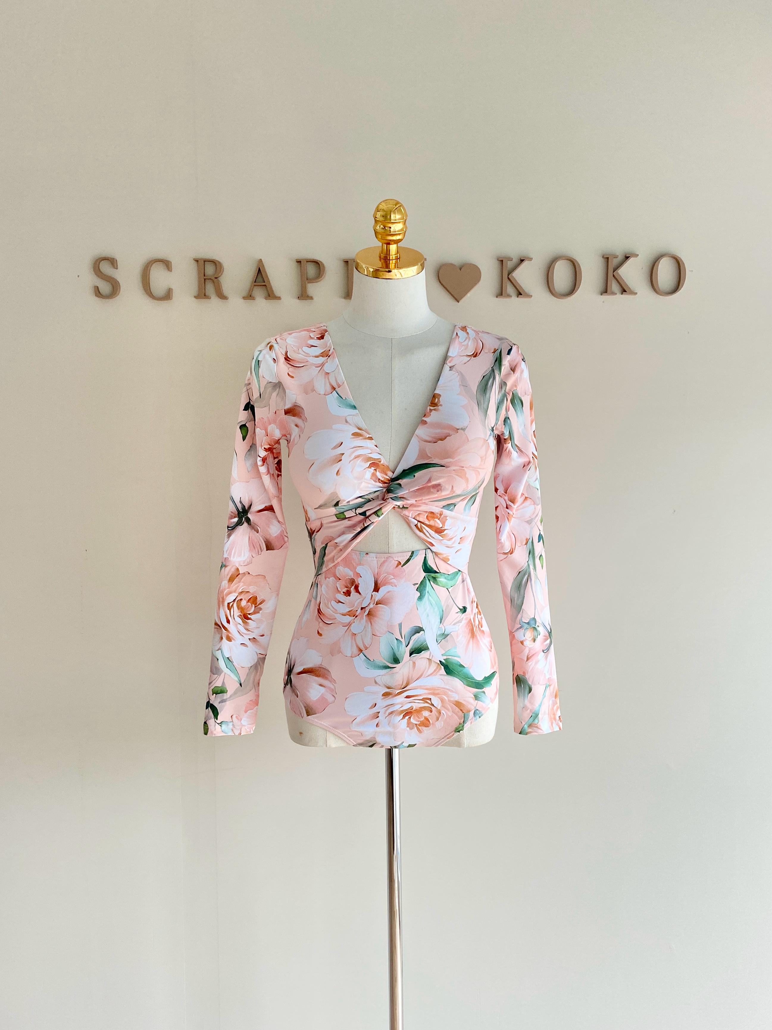 March flowers 長袖扭結連身泳裝