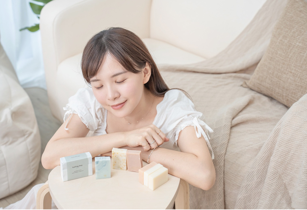 洗髮皂-天然洗髮皂-洗髮皂推薦-手工洗髮皂-沐浴皂-洗髮香皂-肥皂洗頭-洗頭皂-髮皂推薦-手工皂推薦