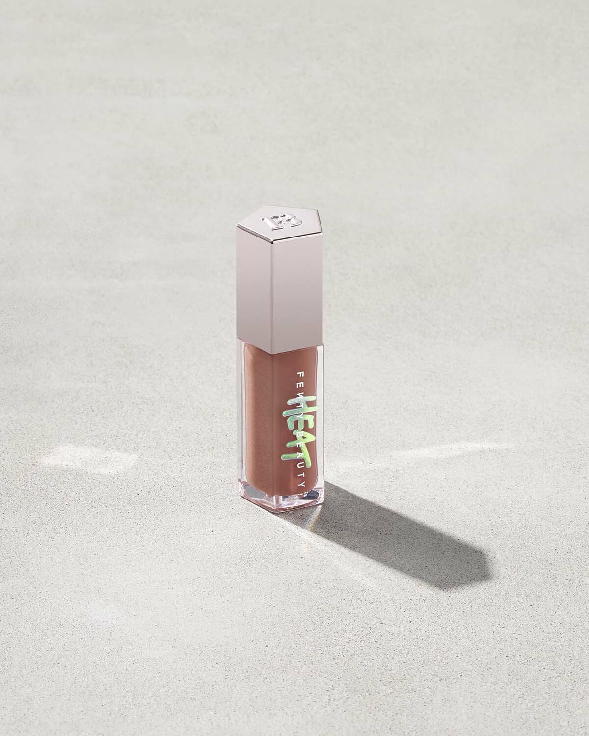 FENTY BEAUTY 唇釉GLOSS BOMB HEAT UNIVERSAL LIP LUMINIZER + PLUMPER